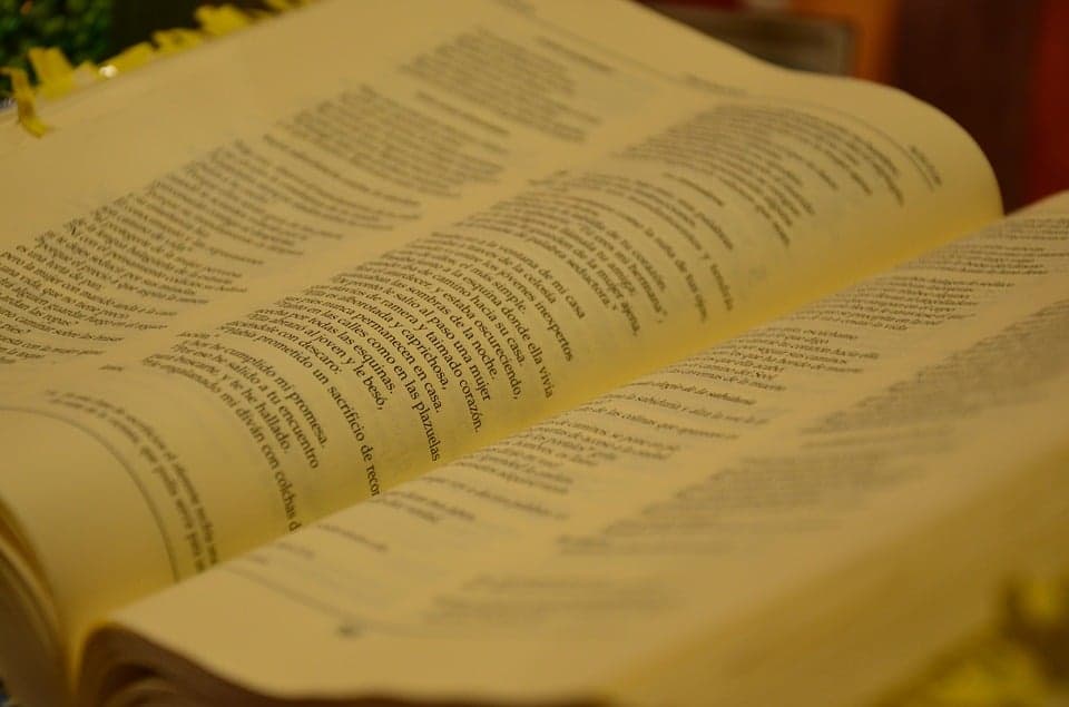 Plemię żmijowe, kto wam pokazał, jak uciec przed nadchodzącym gniewem? Wydajcie więc godny owoc nawrócenia