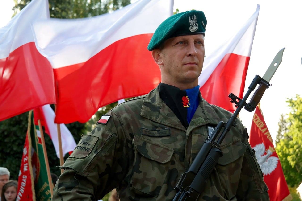 Soloch: prezydent przyjął decyzję o ograniczeniu polskiego udziału w Eurokorpusie jako element całej polityki wobec NATO