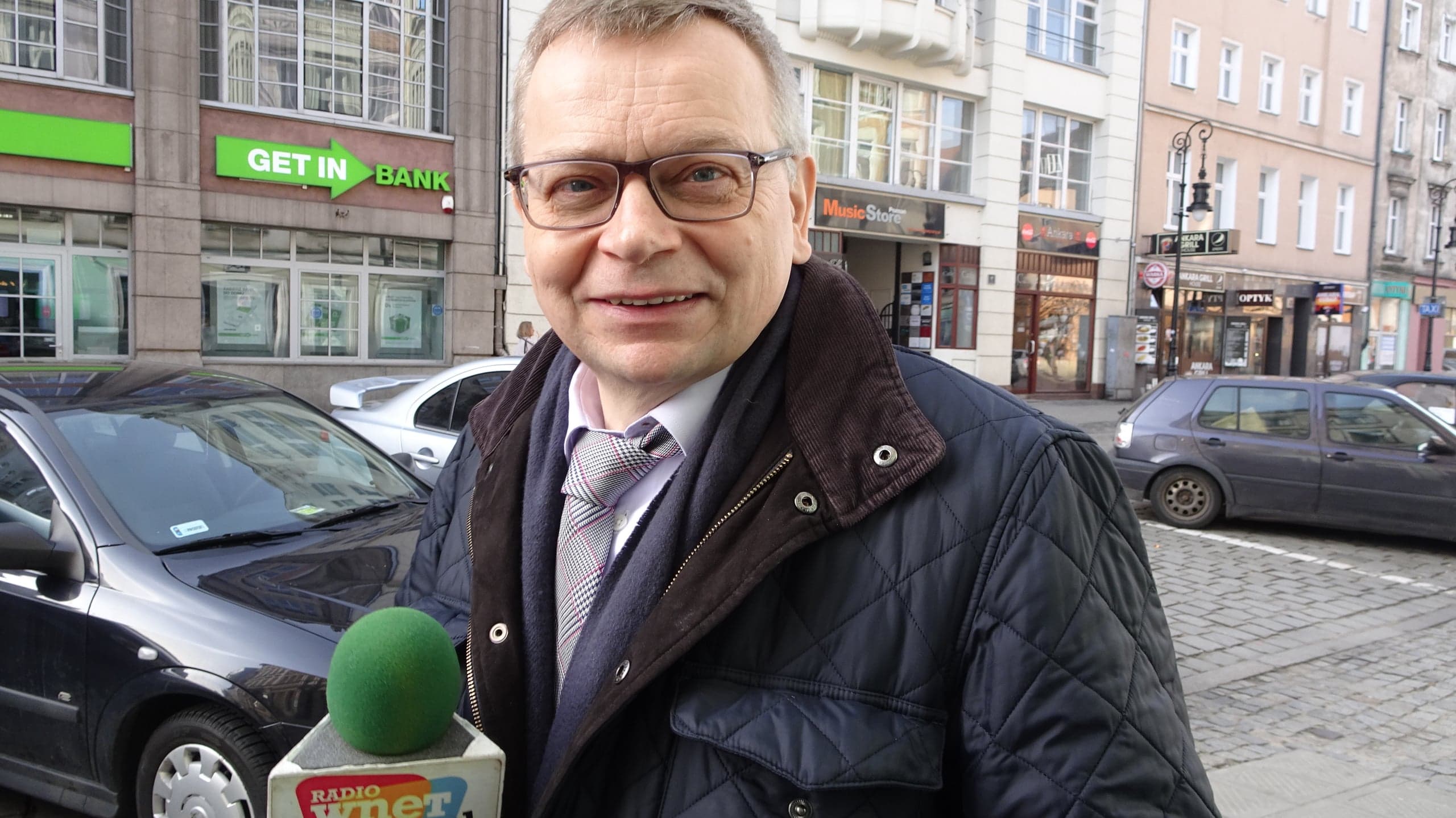 Tadeusz Zysk: Poziom czytelnictwa w Polsce spada, więc cofamy się w rozwoju. Państwo powinno regulować rynek książki