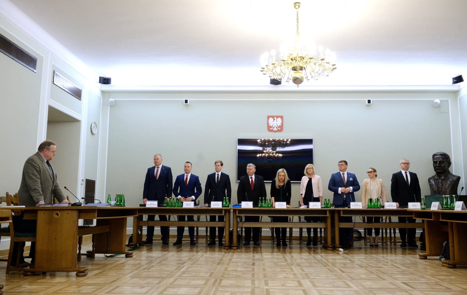 Komisja śledcza ds. Amber Gold przesłuchuje Waldemara Pawlaka, wicepremiera i ministra gospodarki w rządzie PO-PSL