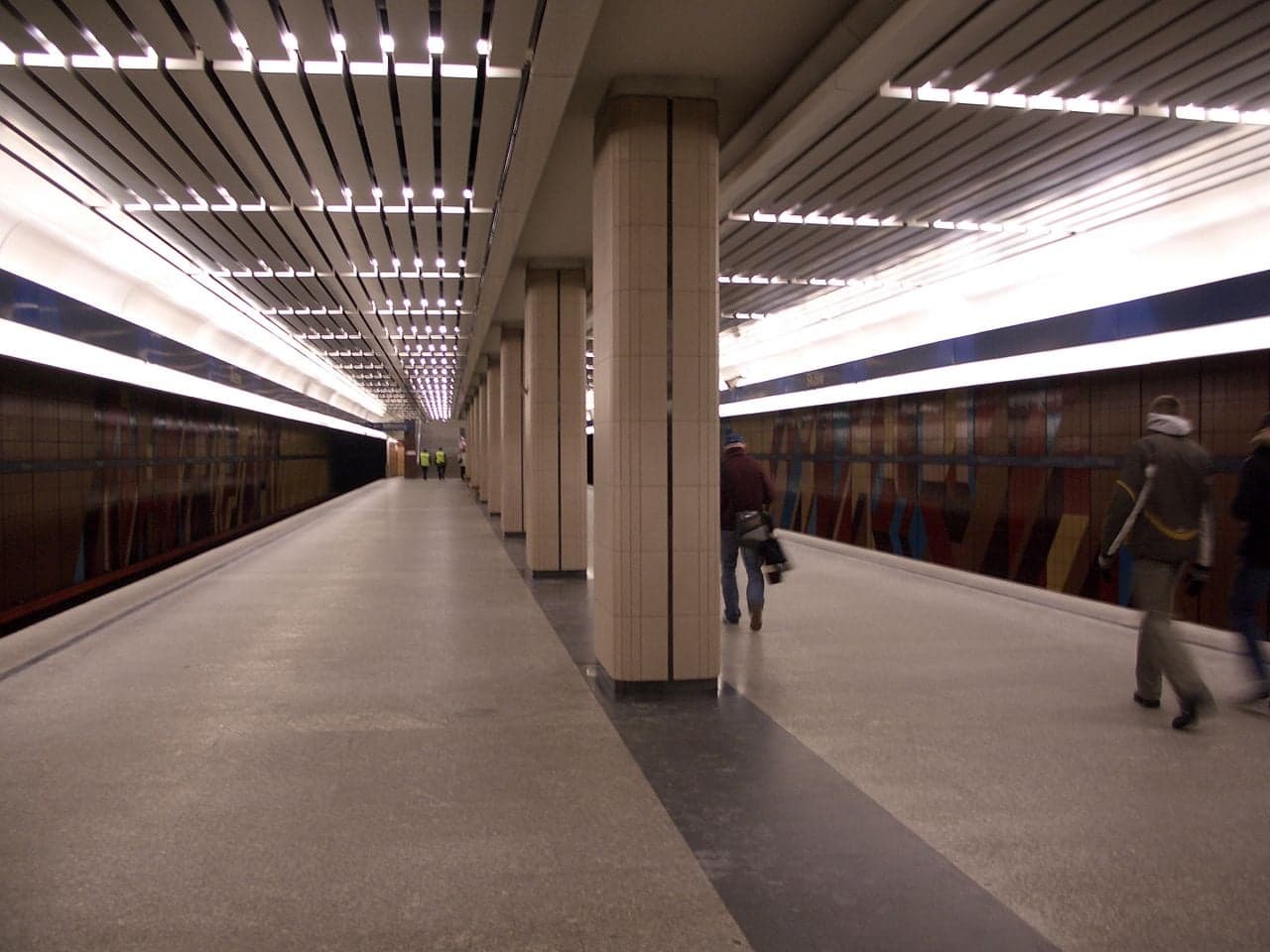 Warszawa: jest decyzja o budowie 3 linii metra – powstanie sześć nowych stacji, które połączą Pragę-Południe z Centrum