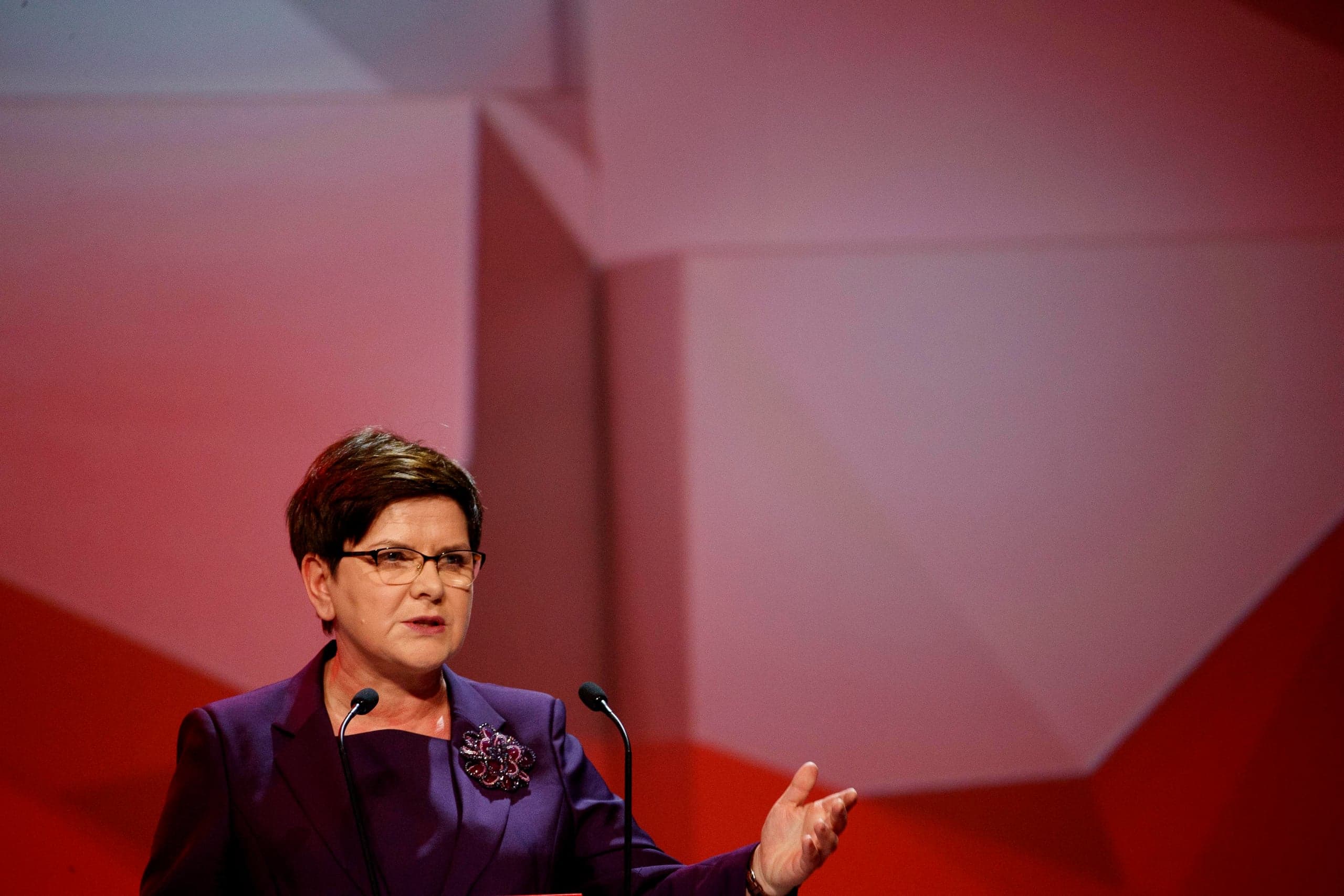 Premier Beata Szydło zwołała spotkanie z ministrami i wiceministrami w sprawie „odpowiedzialności za słowo”