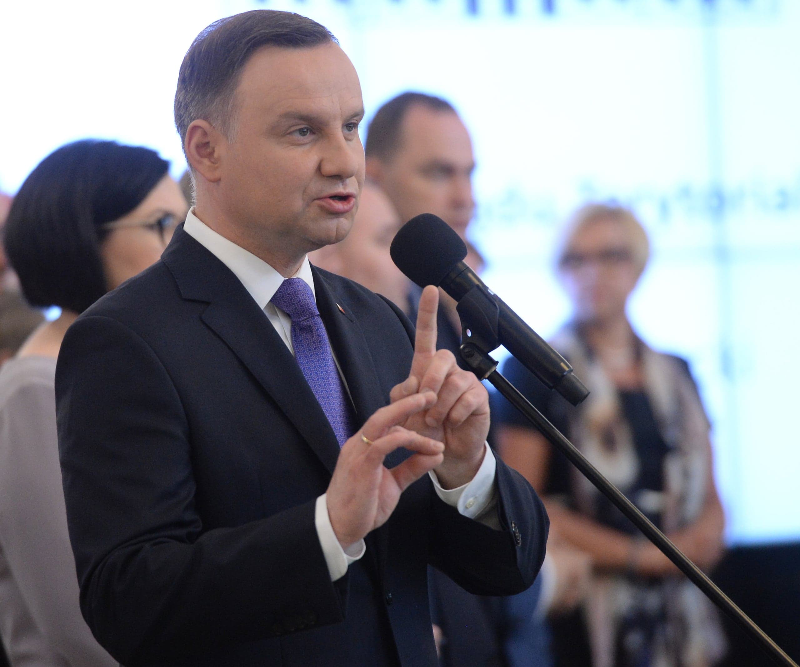 Prezydent podpisał nowelizację ustawy dotyczącej wycinki drzew. Minister ma pół roku na wydanie odnośnych rozporządzeń