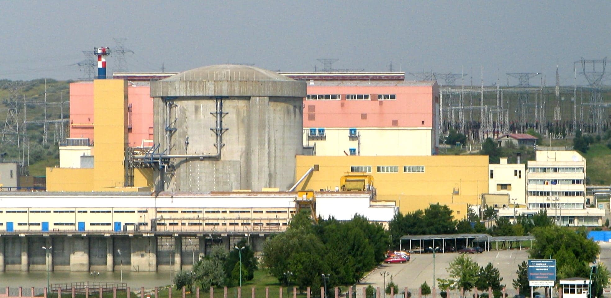 Dr Remigiusz Kopoczek: zielona energia nie zapewni stabilności naszemu systemowi. Potrzebny jest atom jako podstawa