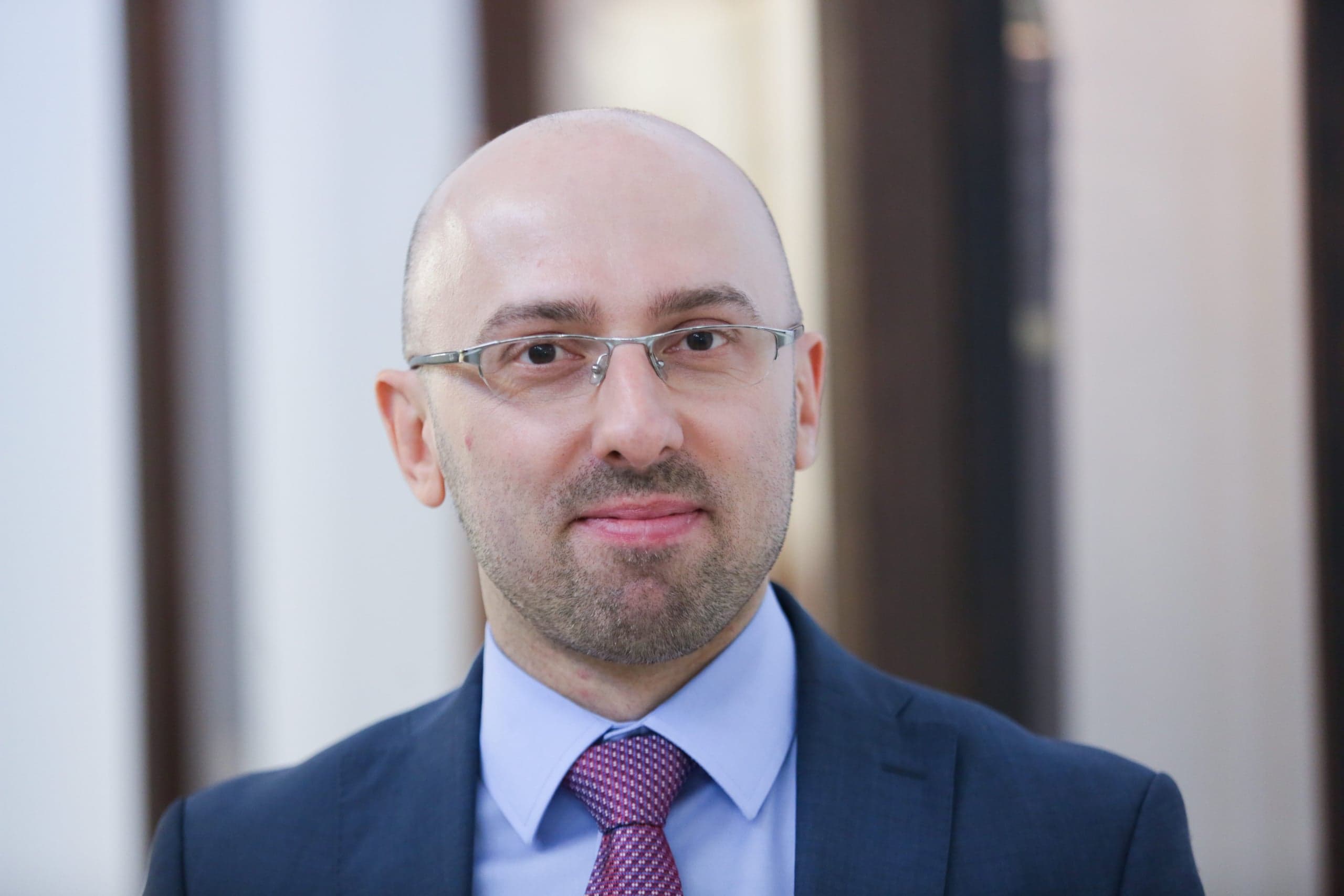 Krzysztof Łapiński, politolog, absolwent dziennikarstwa i nauk politycznych UW, zostanie nowym rzecznikiem Prezydenta RP