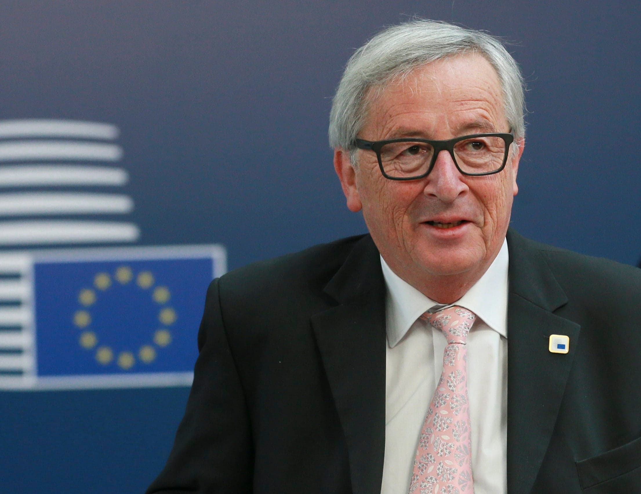Niemcy, FAS: Juncker wstrząśnięty postawą premier May, która według niego nie zdaje sobie sprawy z konsekwencji Brexitu