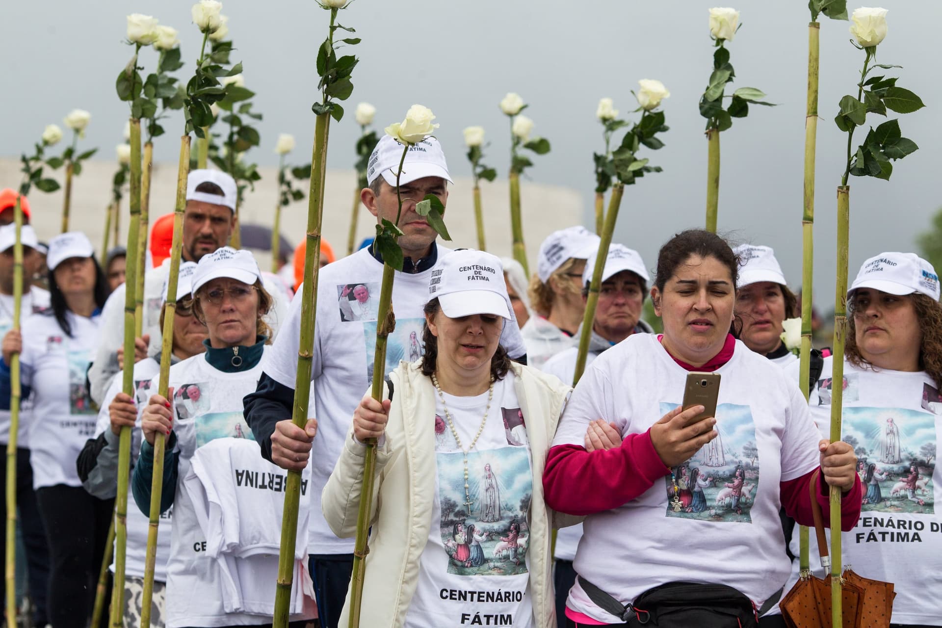 Na setną rocznicę objawień w Fatimie w Polsce zaplanowano m.in. telemost z papieżem, rajd rowerowy i akty zawierzenia