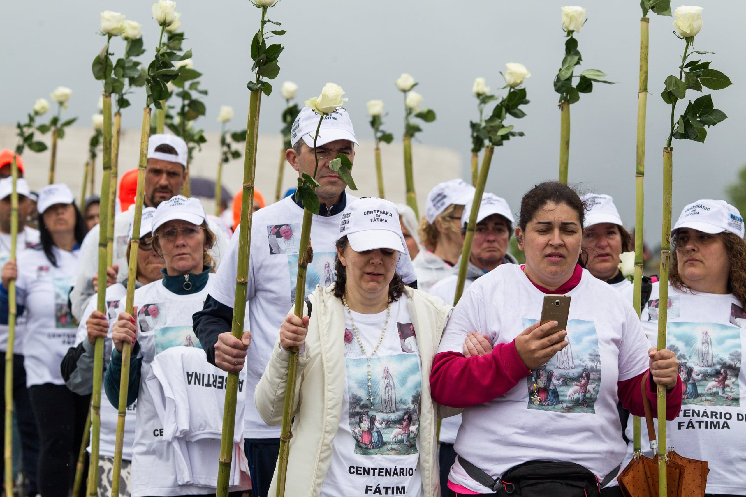 Na setną rocznicę objawień w Fatimie w Polsce zaplanowano m.in. telemost z papieżem, rajd rowerowy i akty zawierzenia