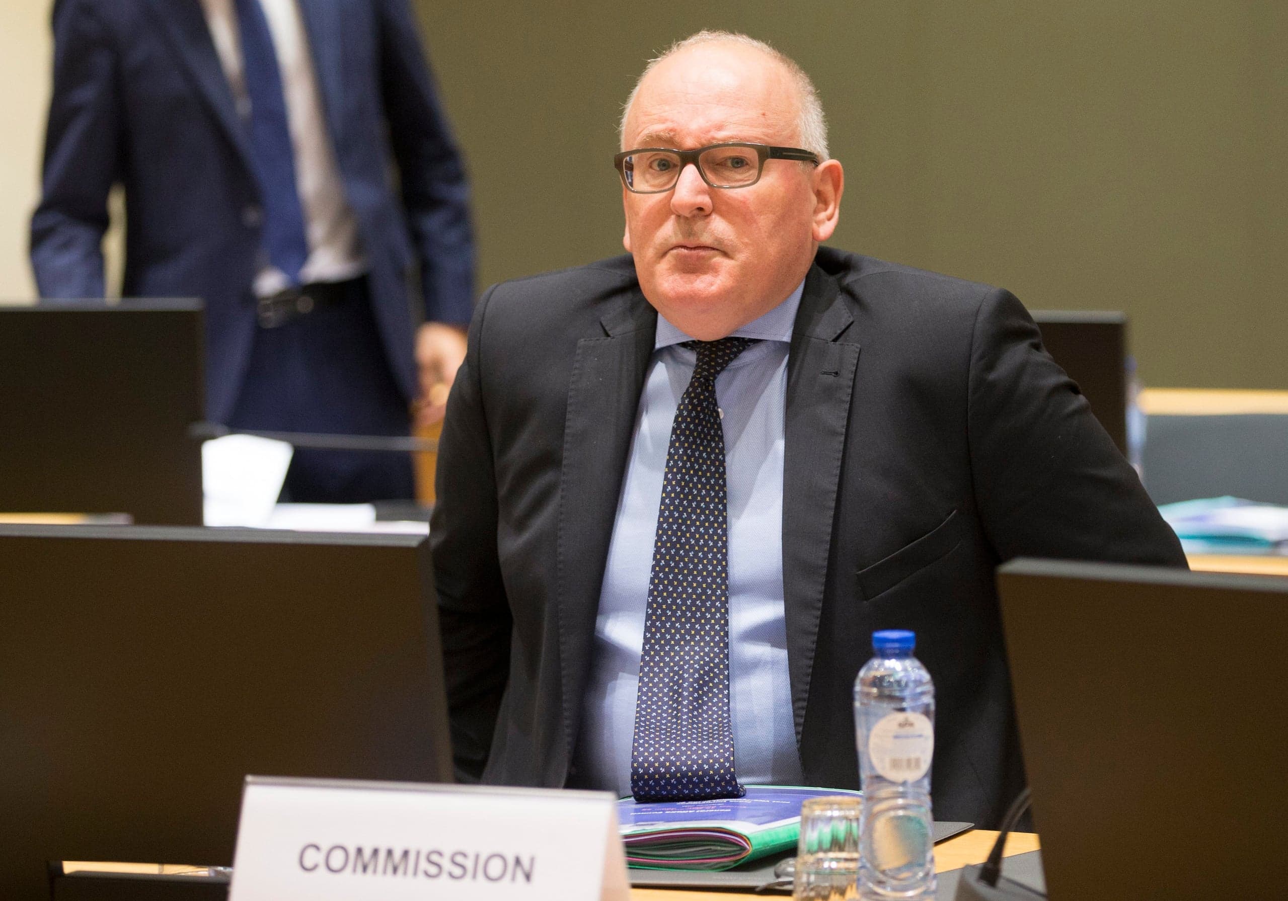 Timmermans: Większość państw członkowskich opowiedziała się za dialogiem z Polską w sprawie Trybunału Konstytucyjnego