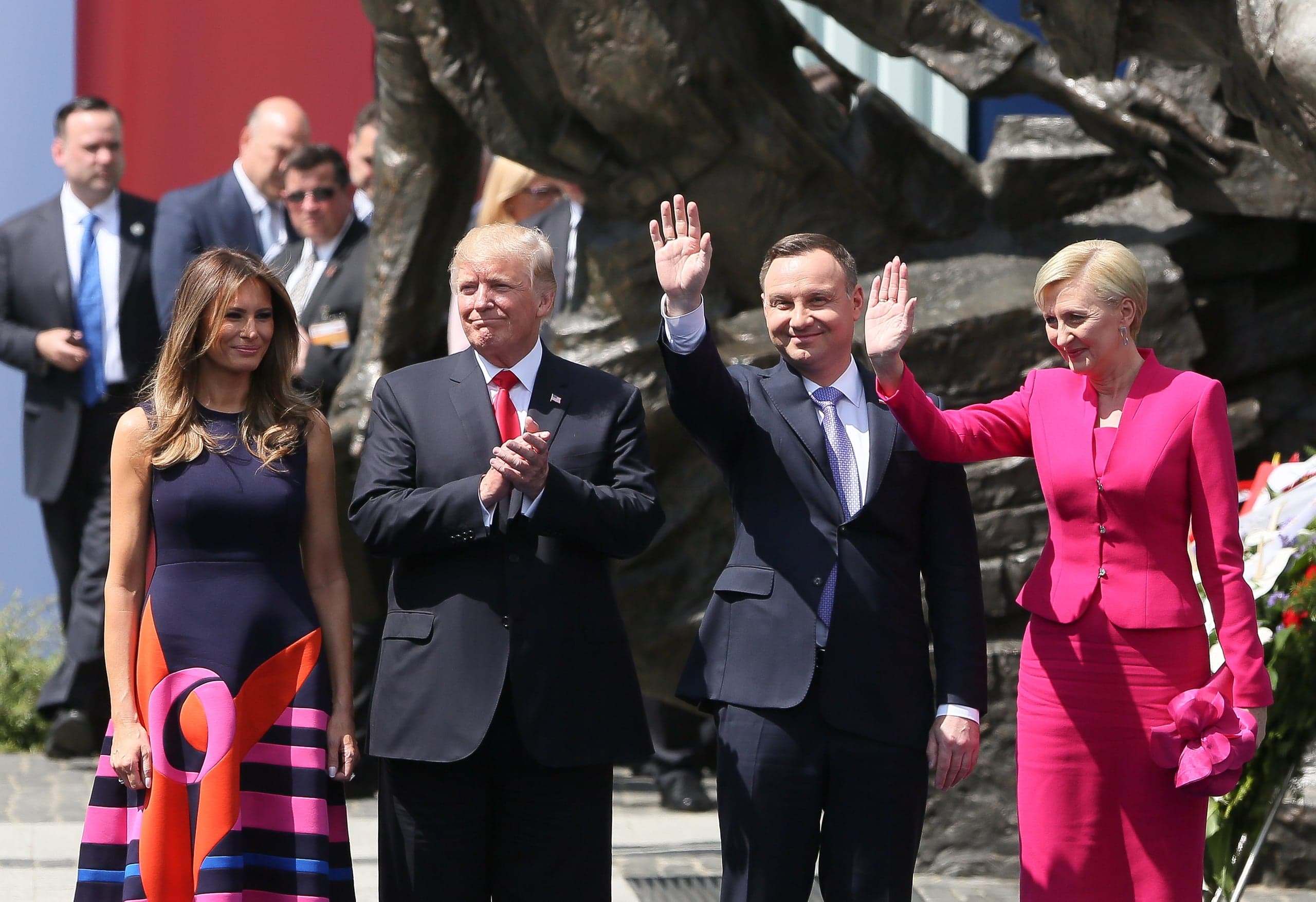Przemówienie prezydenta Donalda Trumpa na placu Krasińskich w Warszawie (CAŁOŚĆ)
