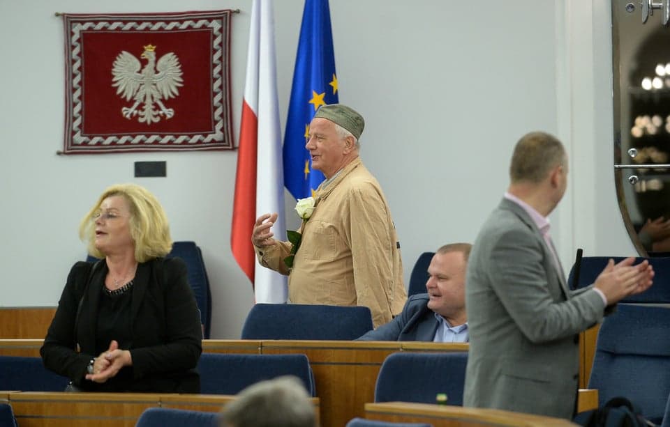 Andrzej Rozpłochowski o byłym koledze z Solidarności: Senator Jan Rulewski w stroju odpowiednim dla puczystów Platformy