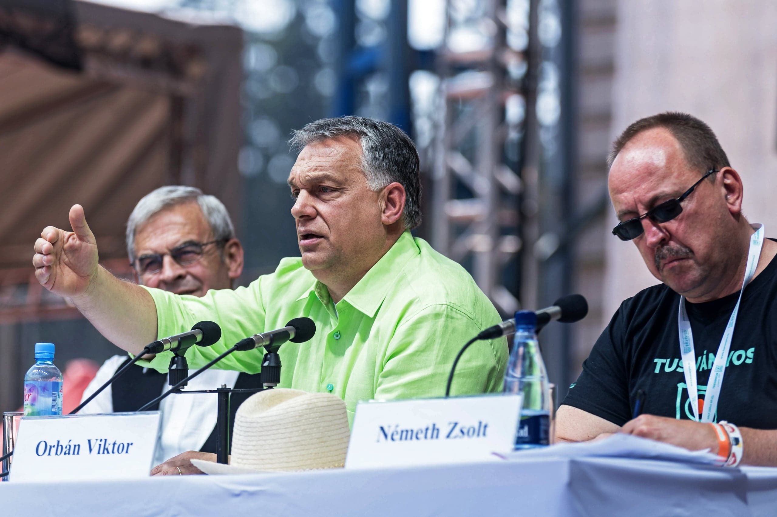 Orban o stawce wyborów parlamentarnych na Węgrzech w 2018 roku: zachowanie ogrodzenia na granicach i wzmocnienie V4