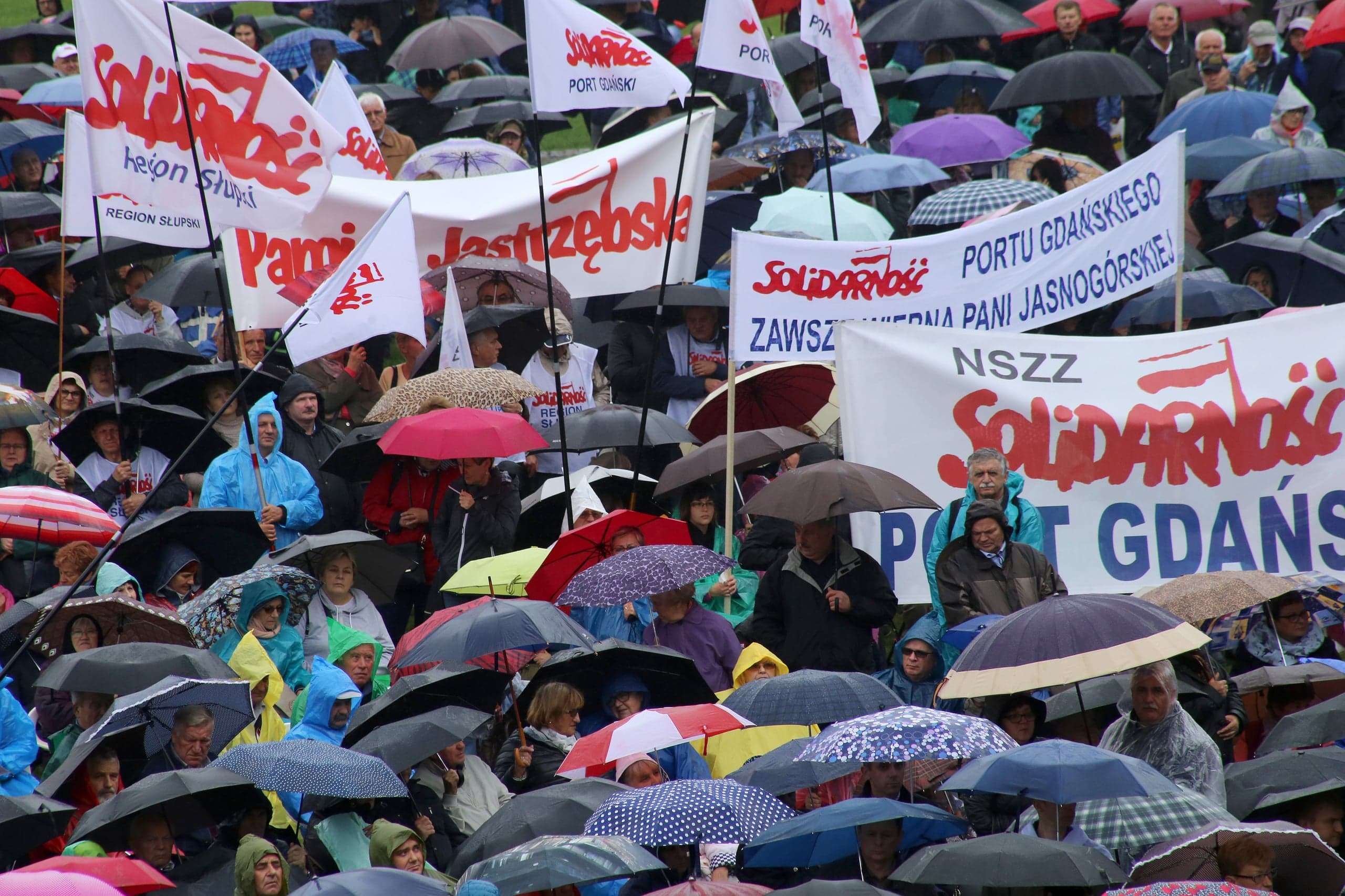 XXXV Pielgrzymka Ludzi Pracy na Jasną Górę. NSZZ Solidarność: Chcemy niedziel wolnych od pracy