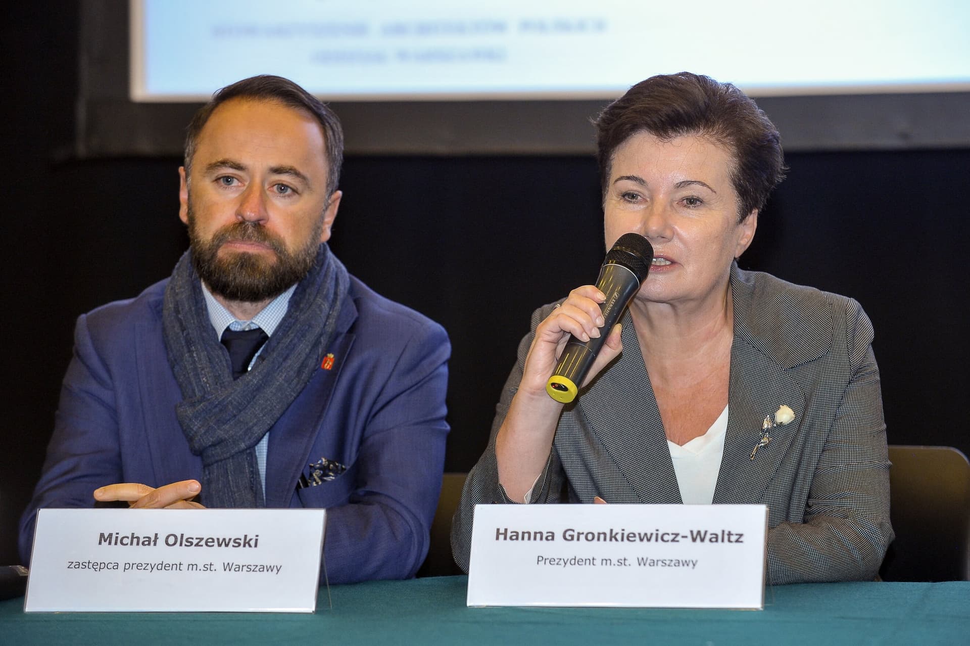 Prof. Norbert Maliszewski: Sytuacja prezydent Warszawy Hanny Gronkiewicz-Waltz staje się coraz gorsza