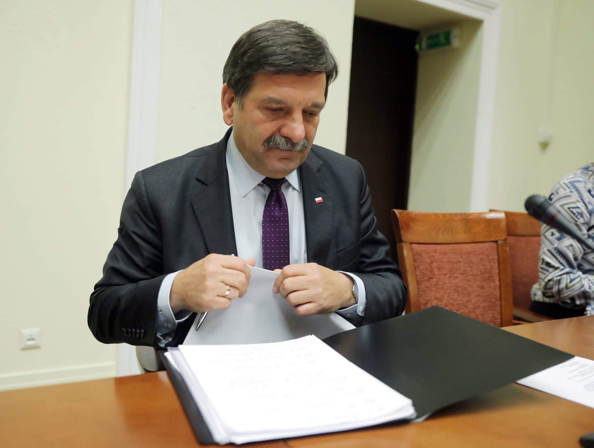 Janusz Śniadek: Jeżeli pojawią się próby obchodzenia zakazu handlu w niedzielę jesteśmy gotowy do nowelizacji prawa