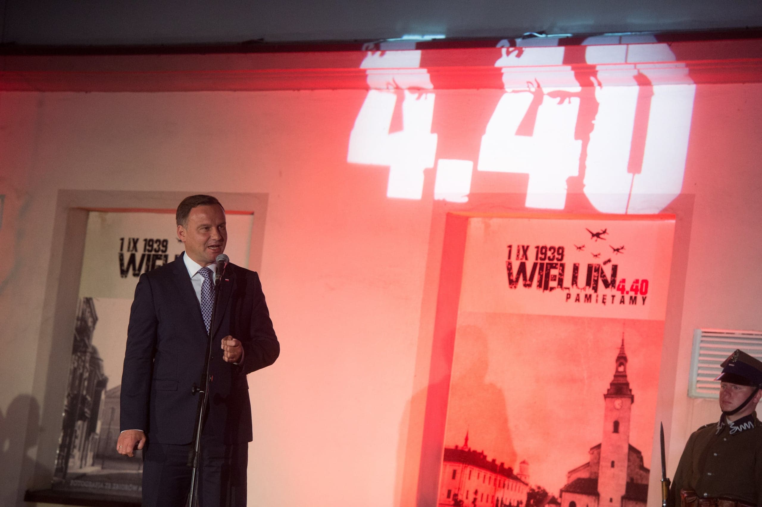 Obchody 78. rocznicy wybuchu II wojny rozpoczęły się o 4.40. Prezydent: Wieluń symbolem niemieckiego bestialstwa
