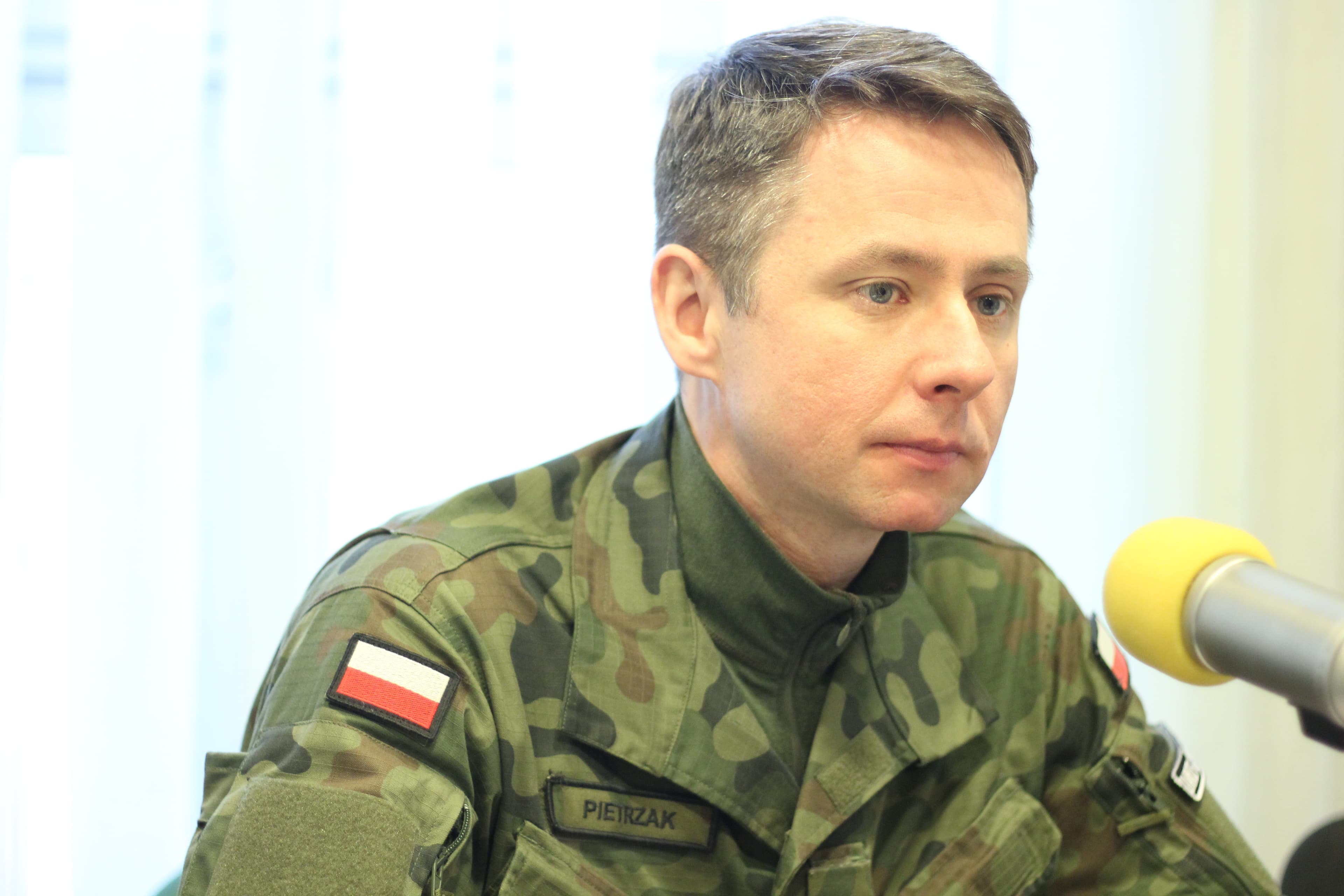 Kryzys na granicy. Płk Pietrzak: pierwsze co robimy, to udzielamy pomocy osobom, które tego potrzebują