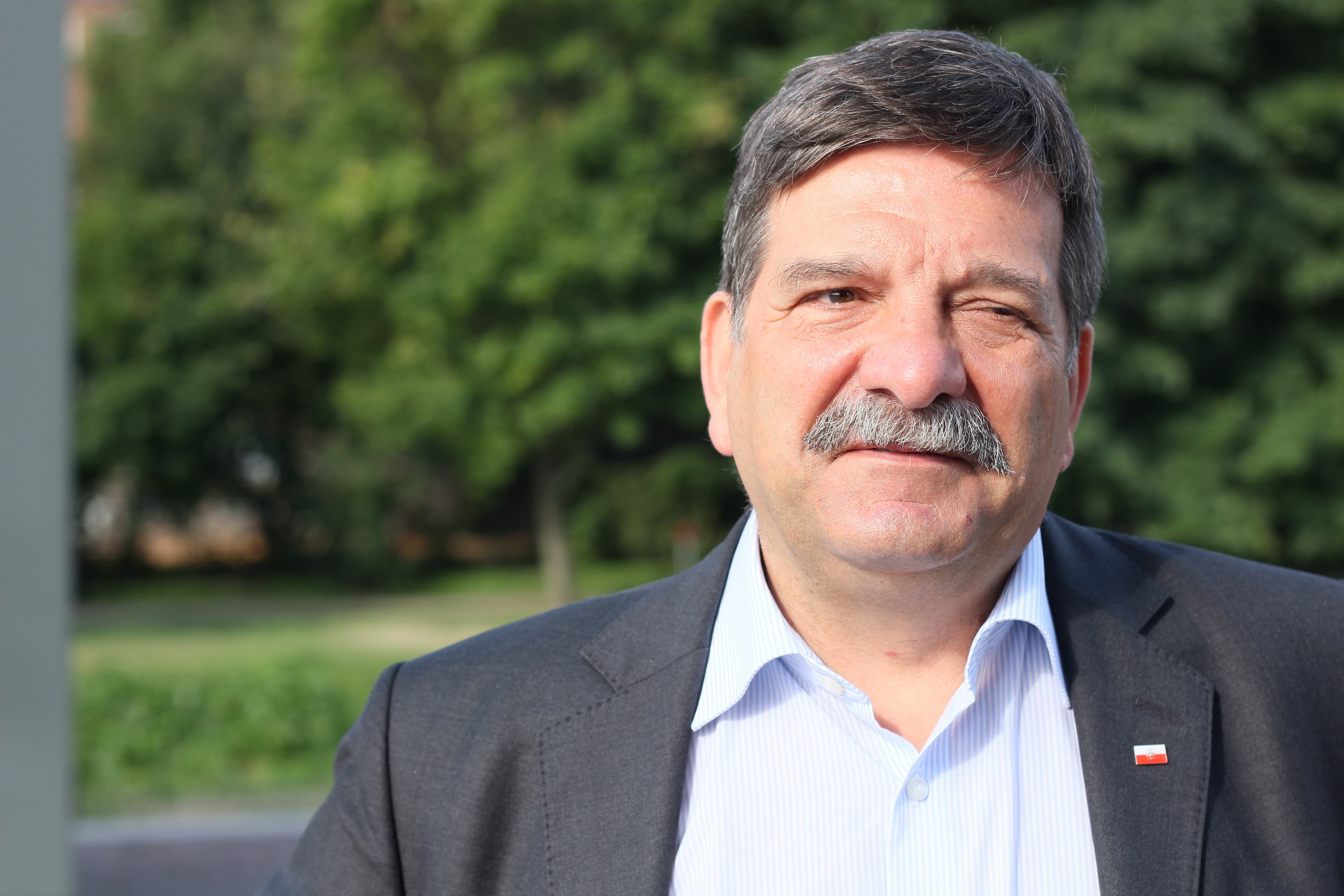 Janusz Śniadek: Mamy do czynienia z aktem zbrodni zaplanowanej. Myślę, że burzy to poczucie bezpieczeństwa Polaków