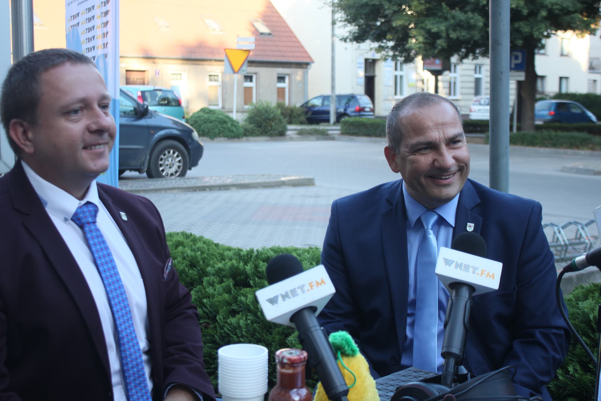 Epoka burmistrza siedzącego przy stole się skończyła. Burmistrz ma być menedżerem – nie może siedzieć na miejscu [VIDEO]