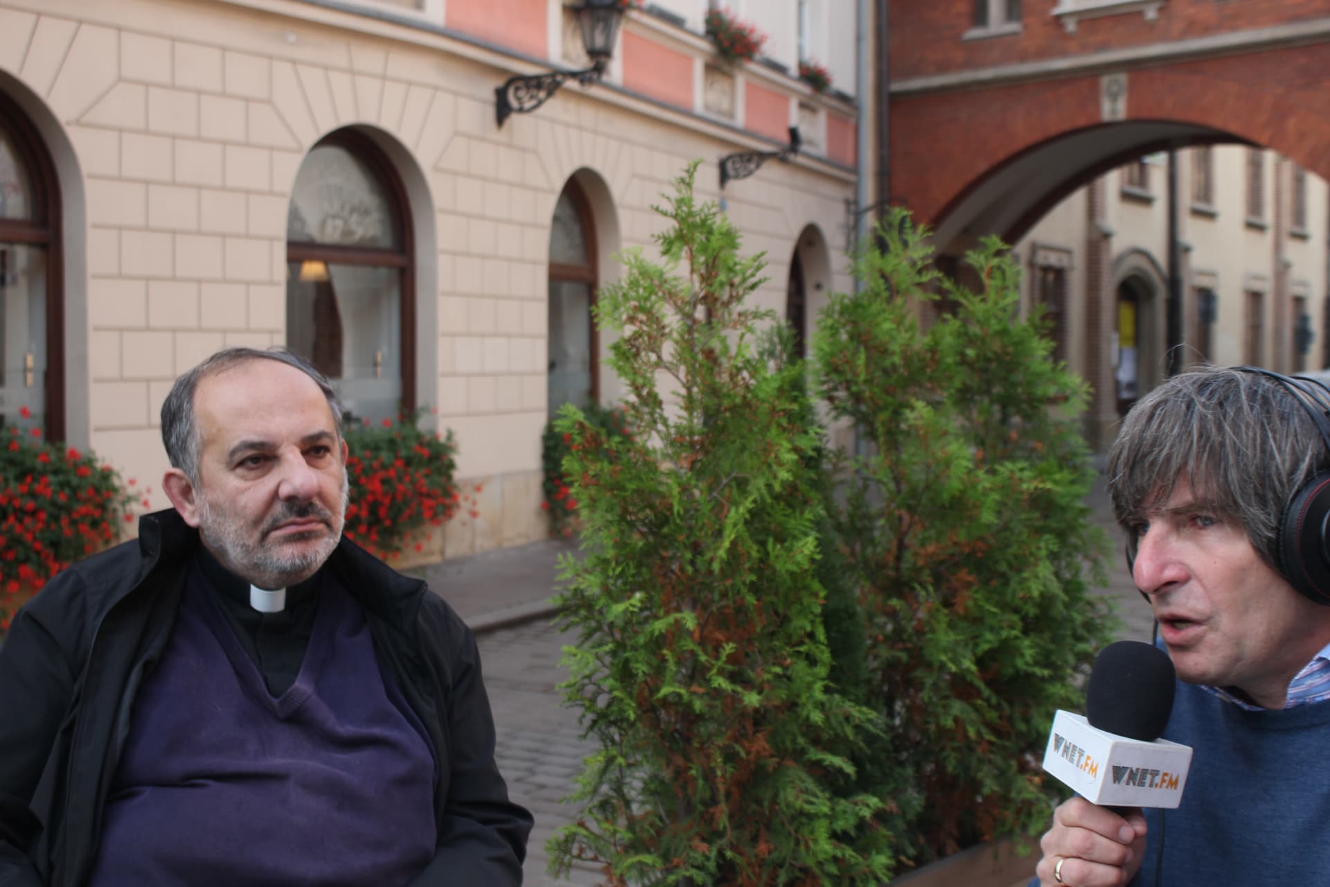 Wyciszanie rzezi wołyńskiej to nie polityka, to zdrada polskiej pamięci. – ks. Tadeusz Isakowicz – Zaleski. Wspomnienie
