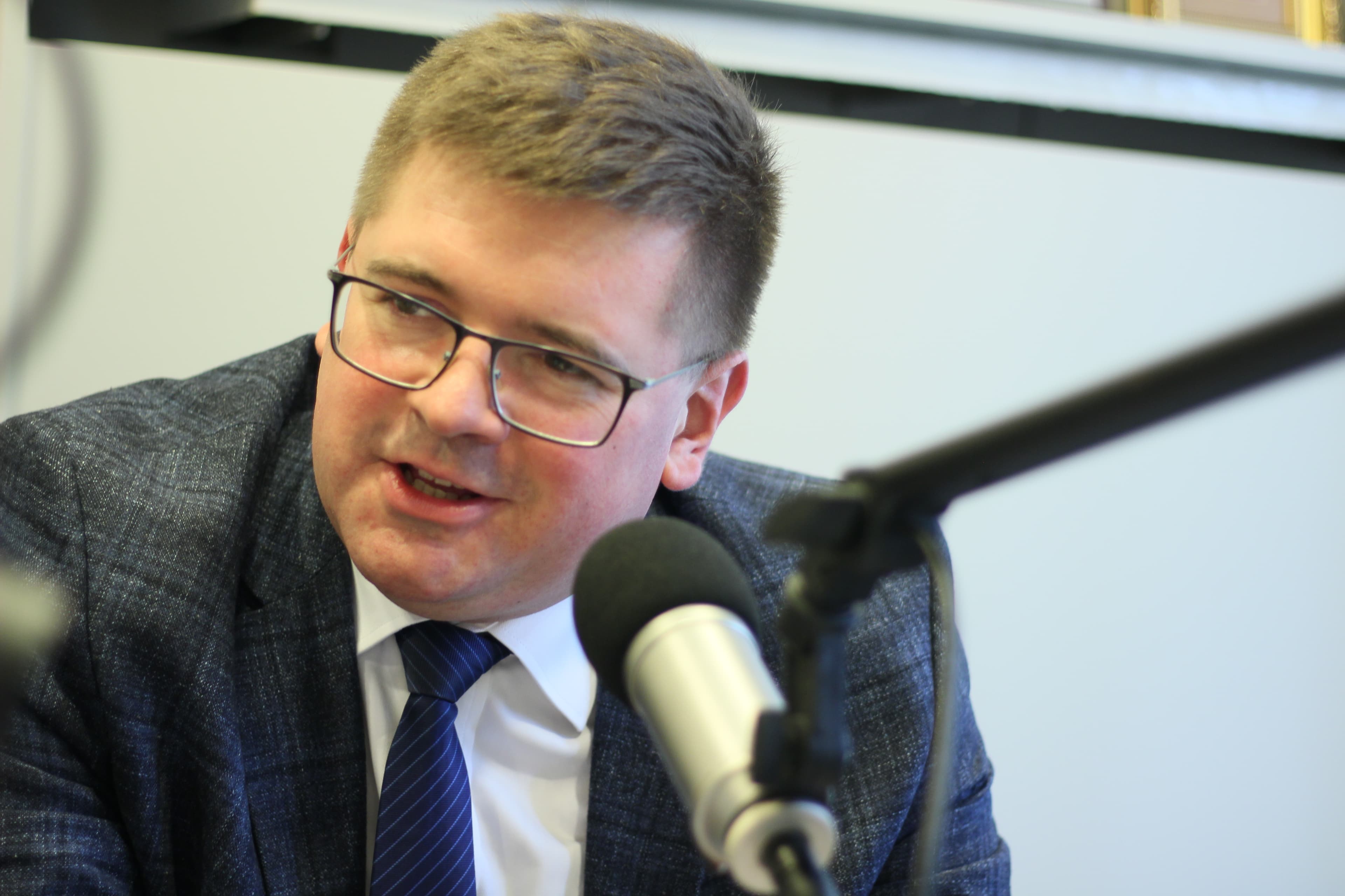 Tomasz Rzymkowski: chcemy zapewnić uczniom dostęp do lokalnych strzelnic
