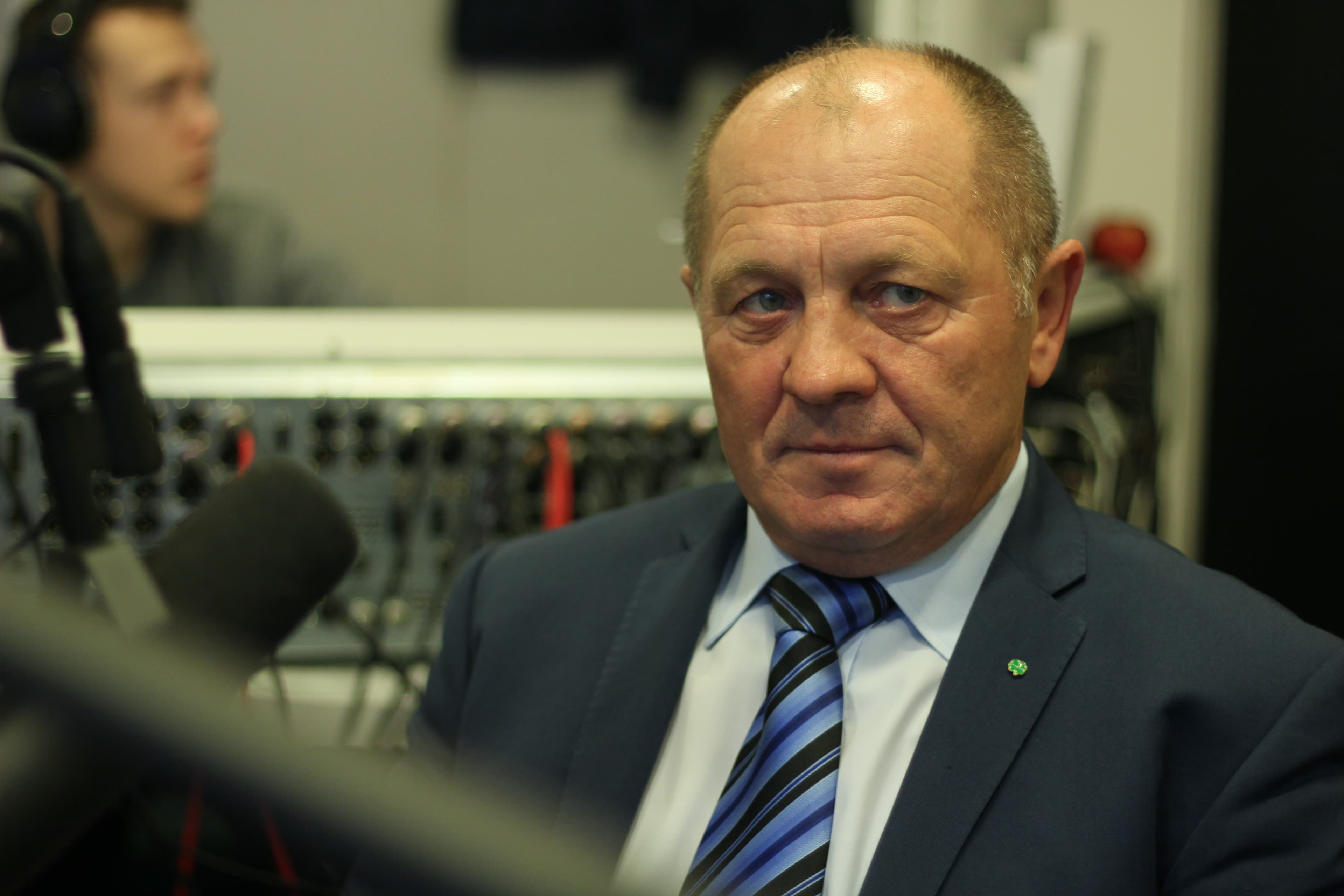 Sawicki: nie wiem, czy polski rząd jest w stanie wojny hybrydowej tylko z Mińskiem, czy także z Brukselą