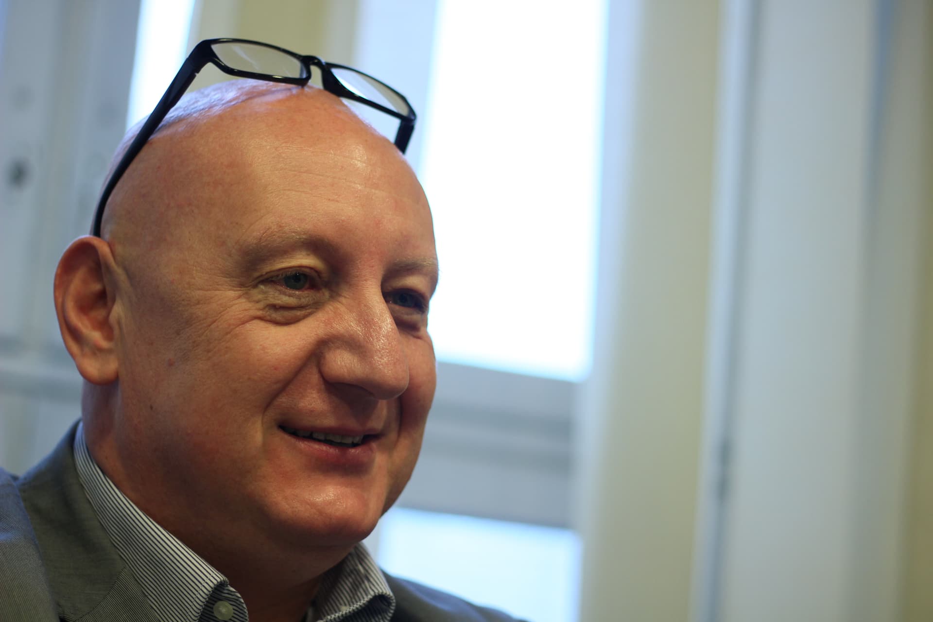 Dr Ozdyk: W RFN w Sylwestra celuje się z fajerwerków w policjantów lub dziennikarzy. W Berlinie spłonęło mnóstwo aut