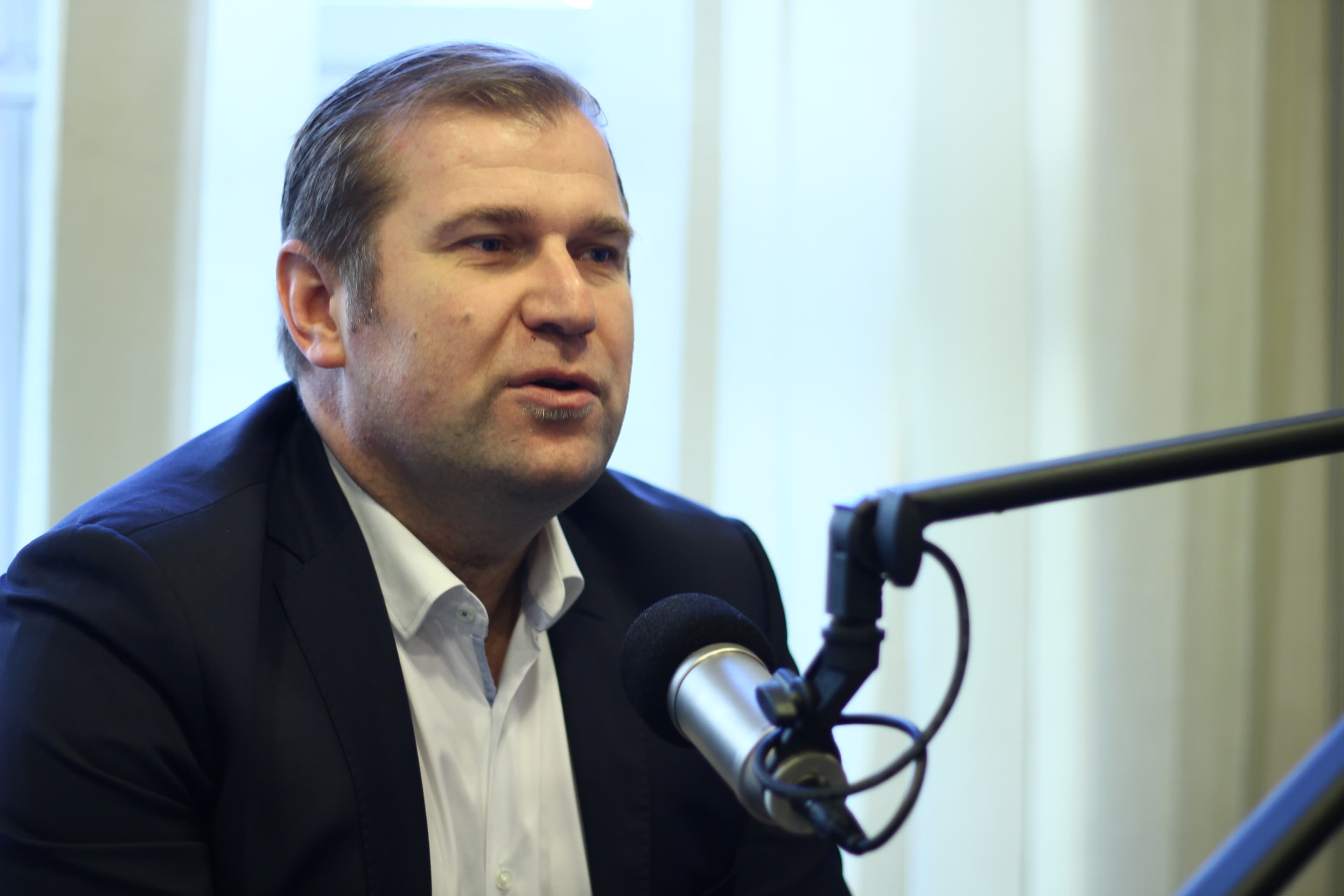 Pyffel: Destabilizacja sytuacji politycznej w USA jest bardzo korzystna dla Chin