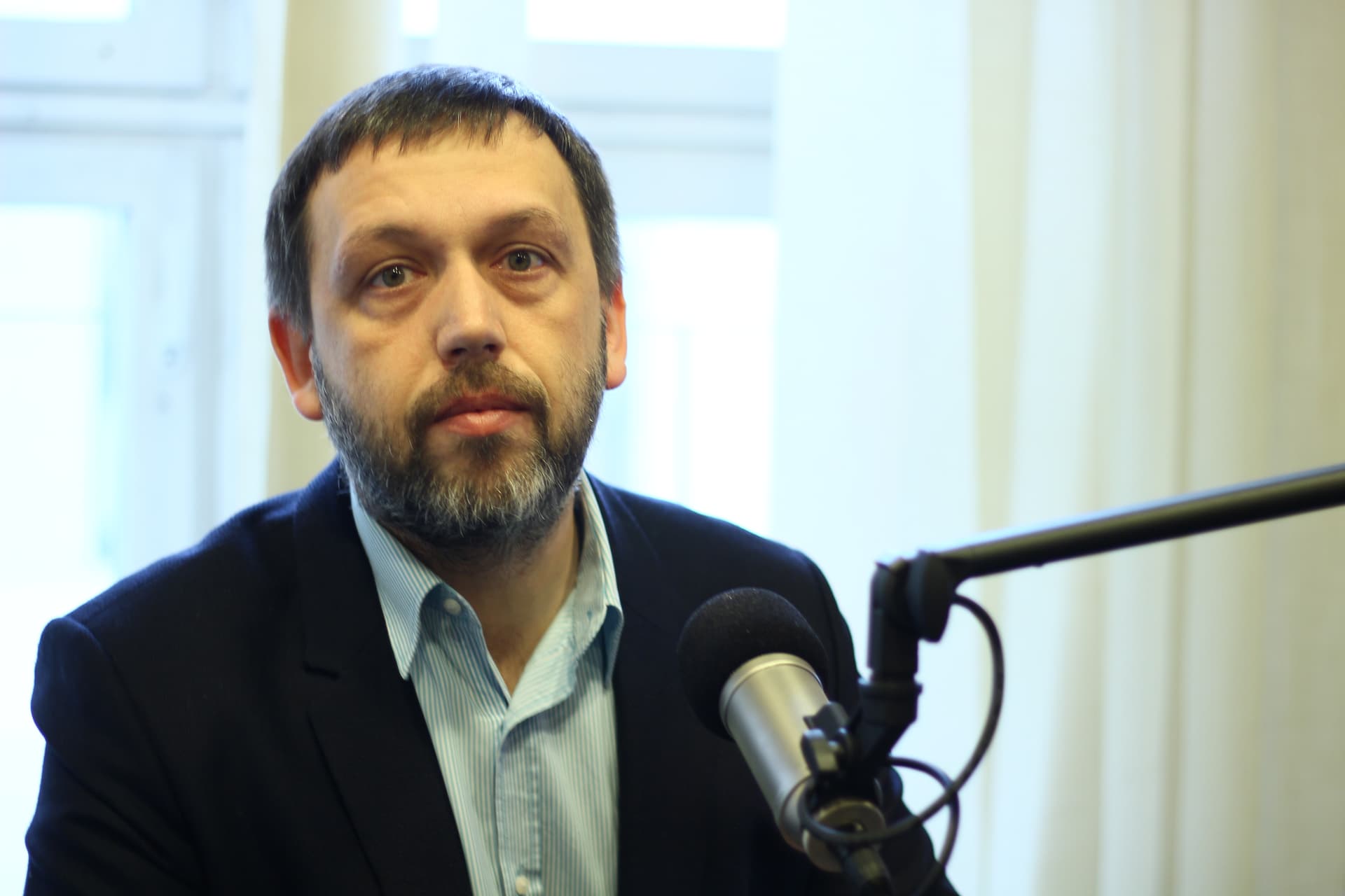 Wójcik: Około 3000 nastolatków z Wielkiej Brytanii jeździ na obozy terrorystyczne na pogranicze pakistańsko-afgańskie
