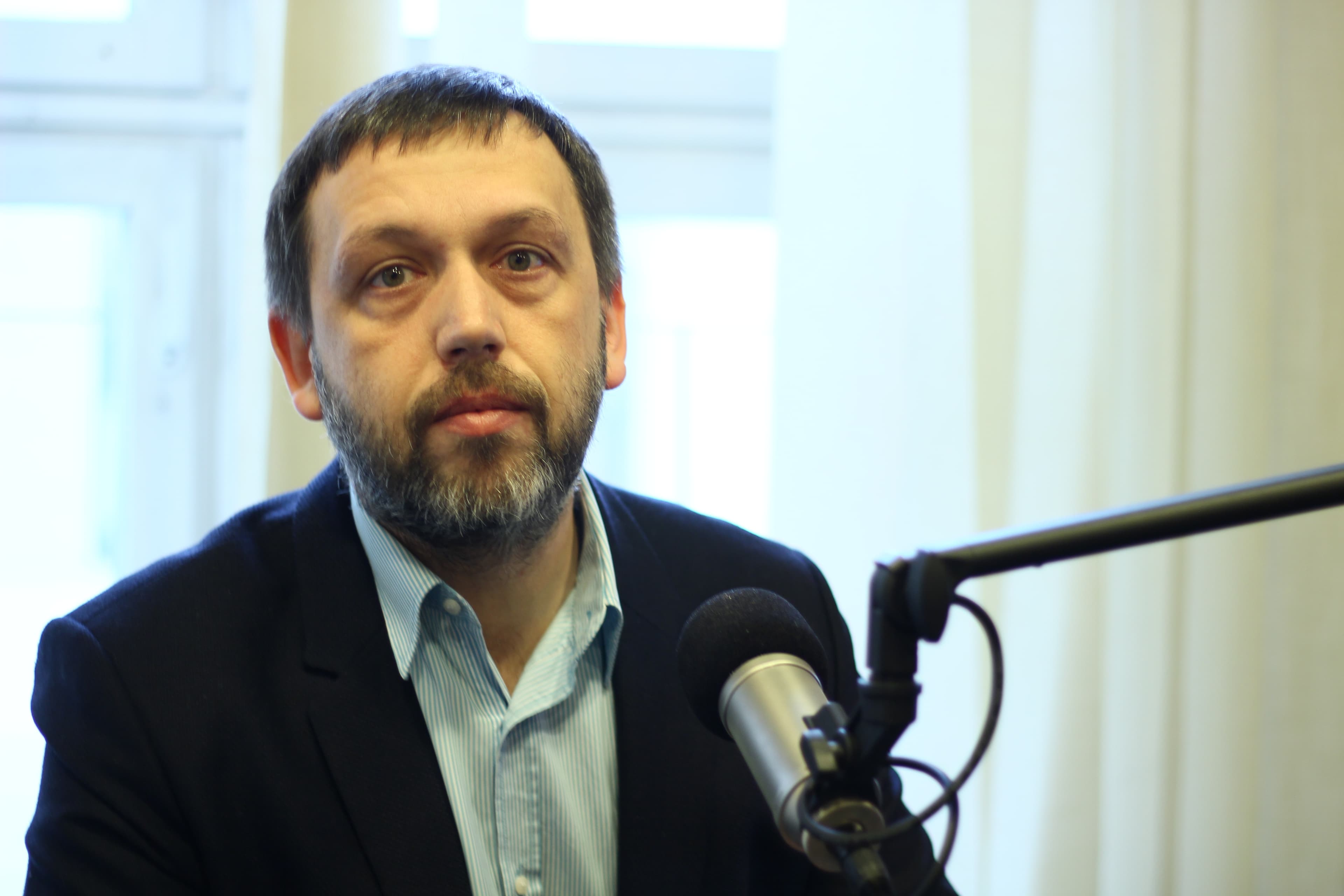 Wójcik: Około 3000 nastolatków z Wielkiej Brytanii jeździ na obozy terrorystyczne na pogranicze pakistańsko-afgańskie