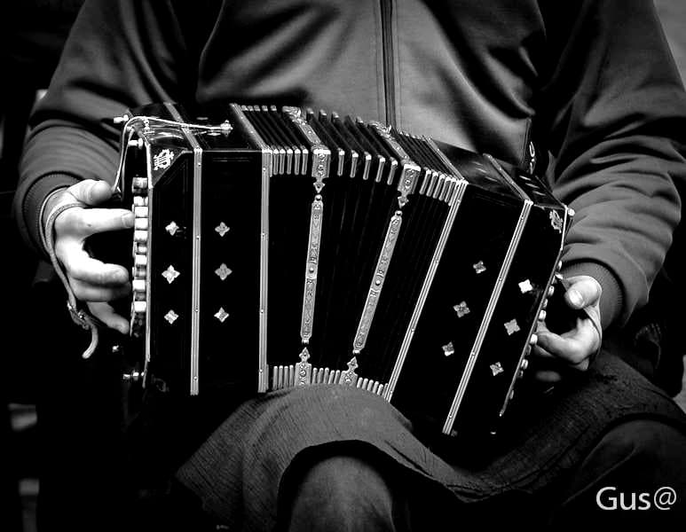 Nieznane / znane instrumenty muzyczne: Bandoneon i tangowa spółka