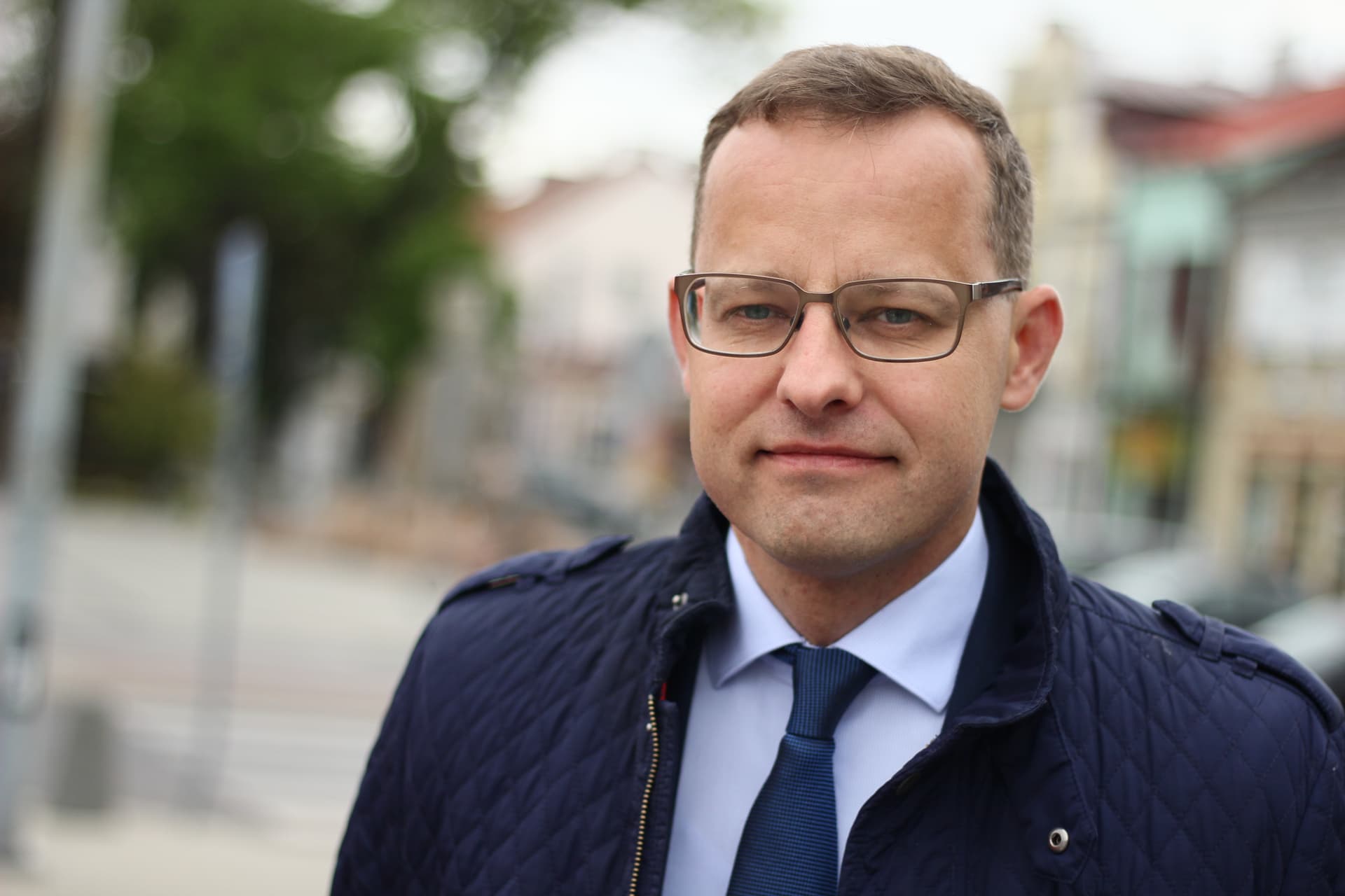 „Akt oskarżenia wobec rządu”. Sąd uchyla europejski nakaz aresztowania Romanowskiego