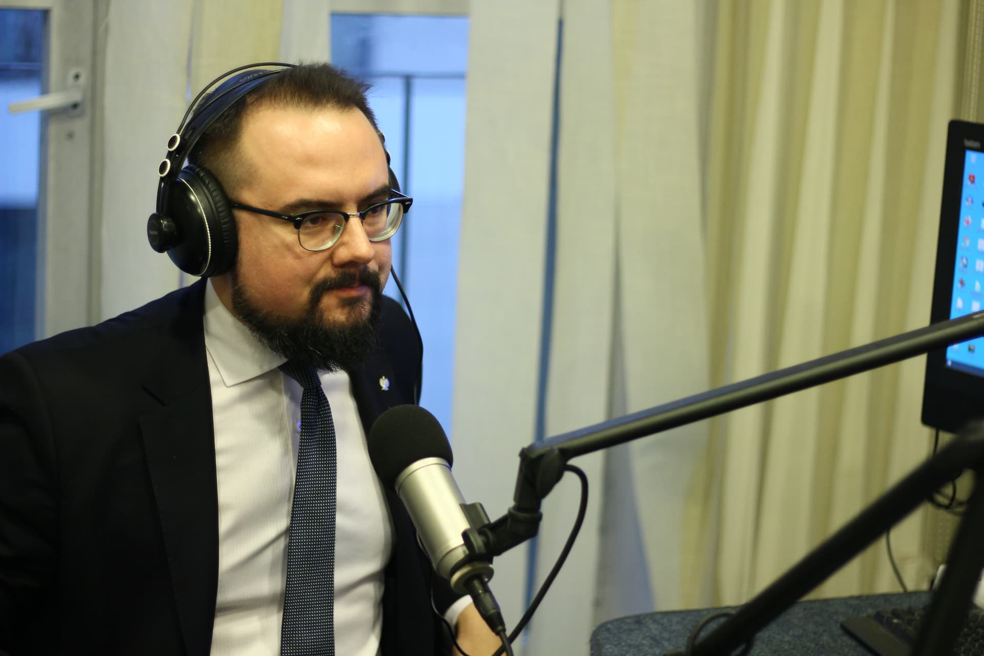 Paweł Jabłoński: domagamy się sankcji na wszystkie węglowodory i na transport