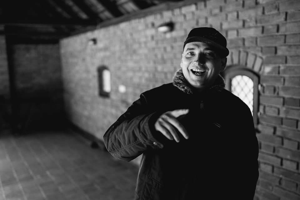 Uważam się za otwartego intelektualistę z własnym poglądem na życie. Z Albertem Kowalewskim rozmawia Sławek Orwat