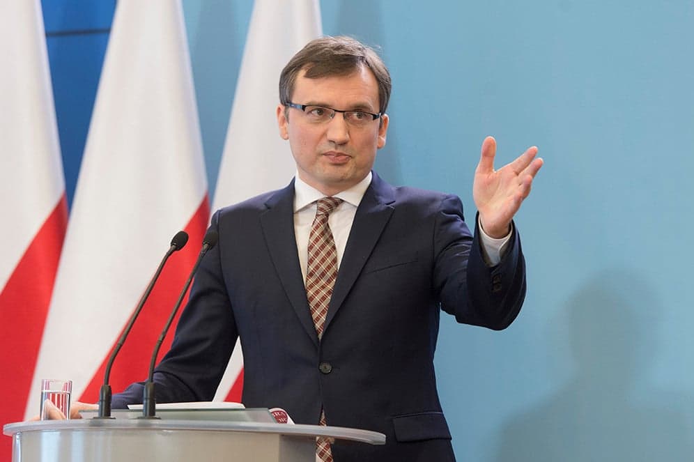 Przeszukania w domach Z. Ziobry i innych polityków SP. Mariusz Gosek: to odpowiedź na fiasko śledztwa ws. Pegasusa