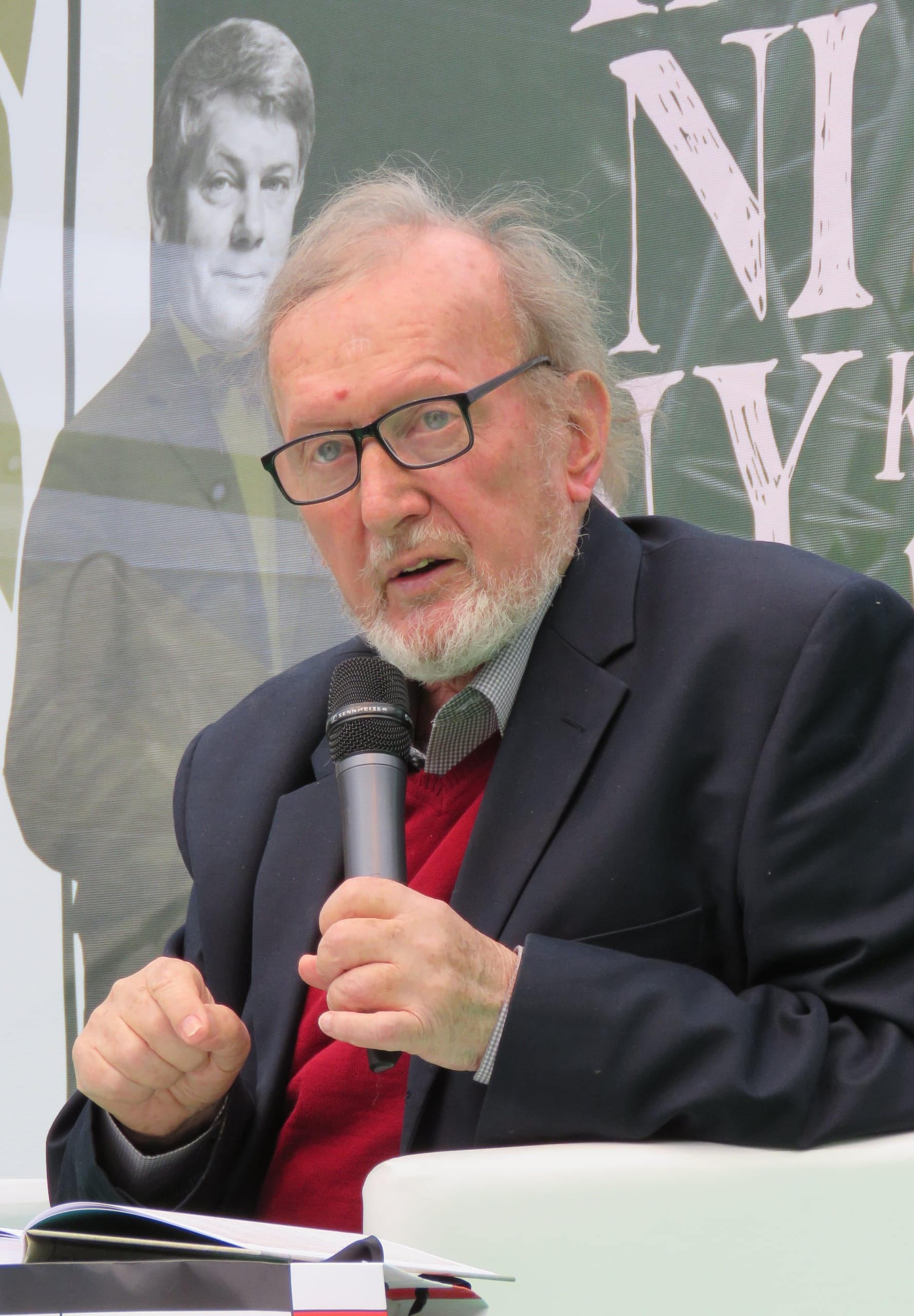Ernest Bryll: jako ambasador Irlandii starałem się nawiązywać kontakt ludźmi, którzy coś robili dla Polski