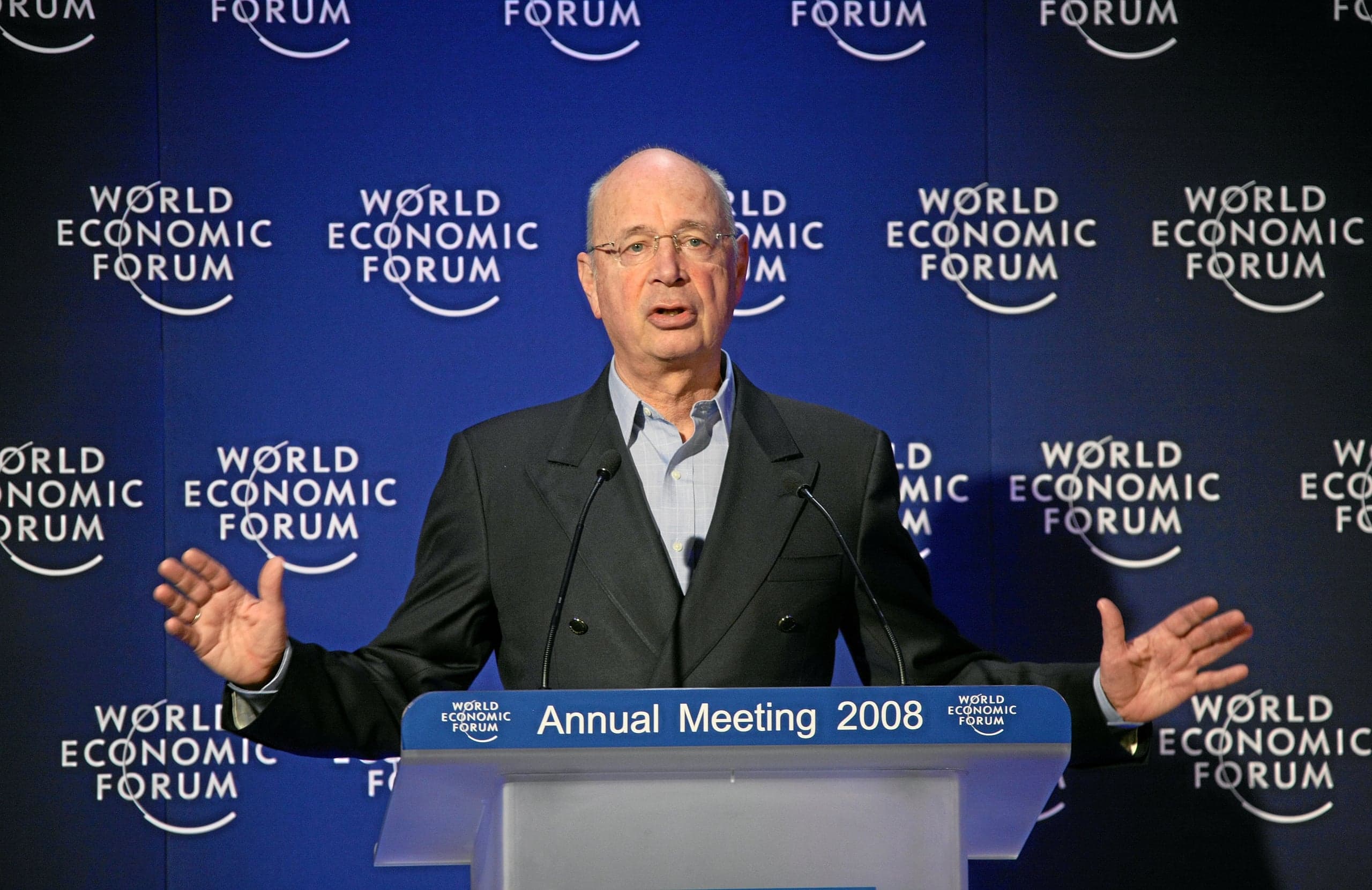 Dr Pliszka: Klaus Schwab proponuje światu globalny obóz koncentracyjny