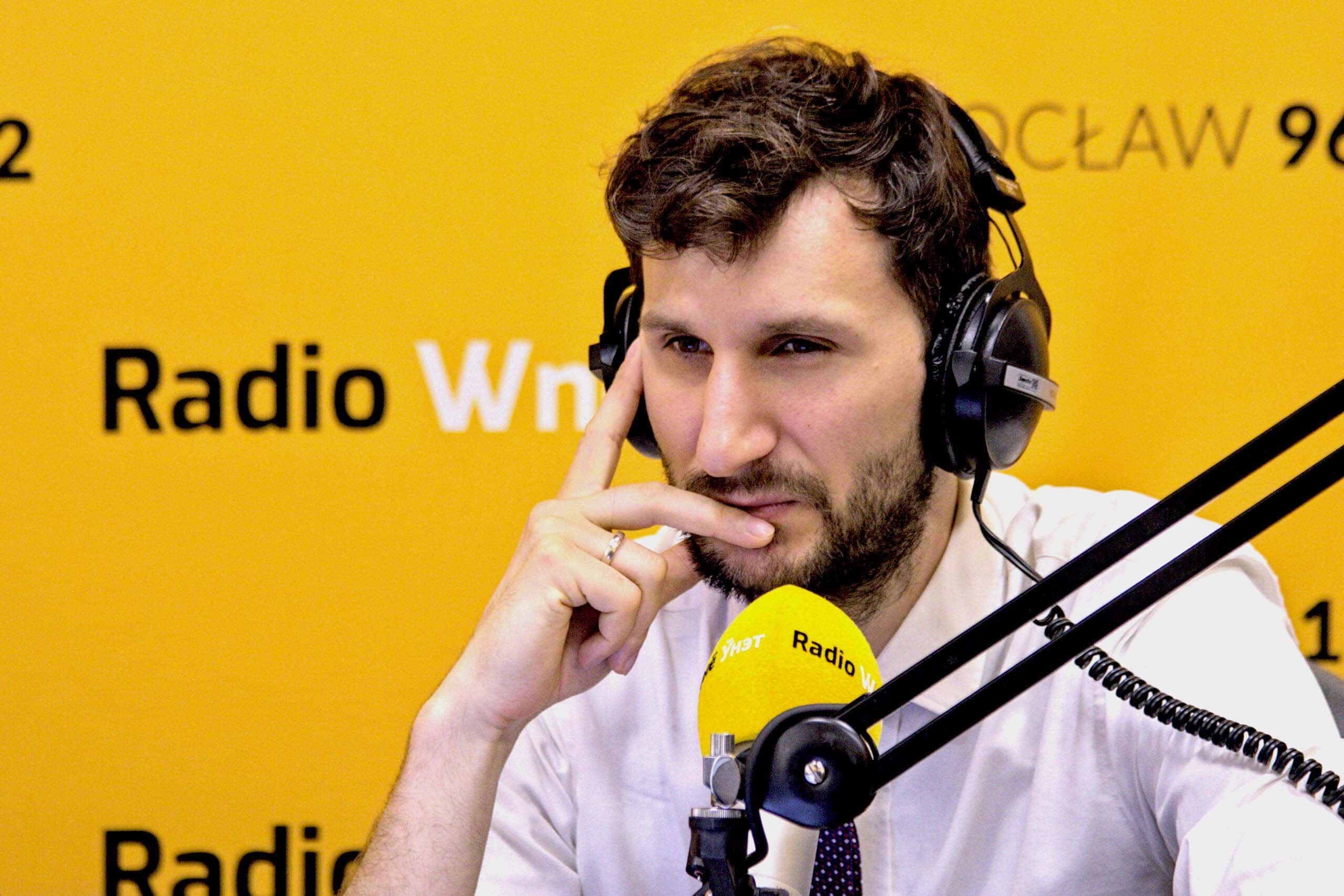 Łukasz Jankowski: sieć powiązań rodzinno-osobowych z biznesem w obecnym rządzie jest zadziwiająca