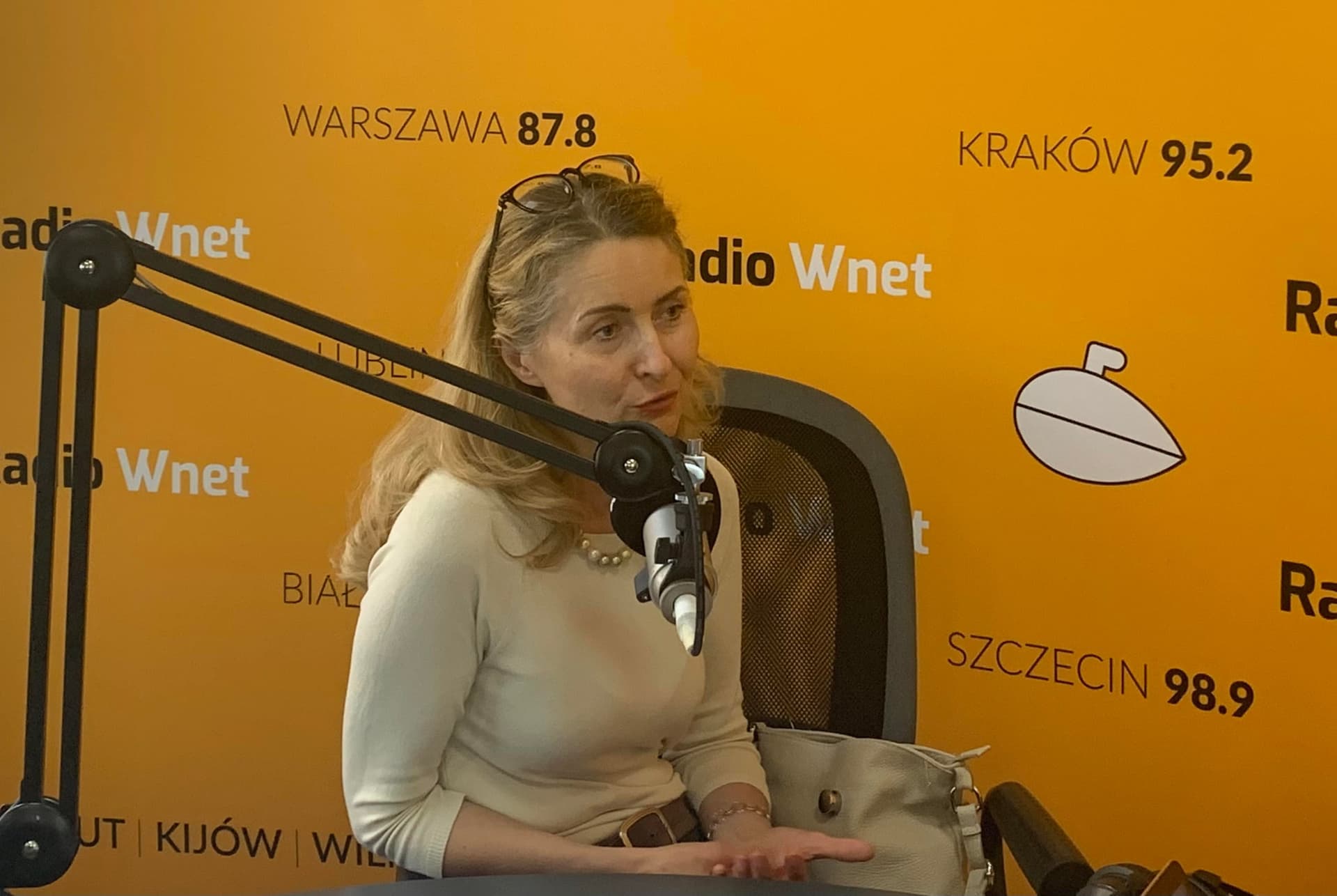 Baczyński bez filtra, czyli wiersze Krzysztofa Kamila Baczyńskiego w interpretacji fotograficznej współczesnej młodzieży