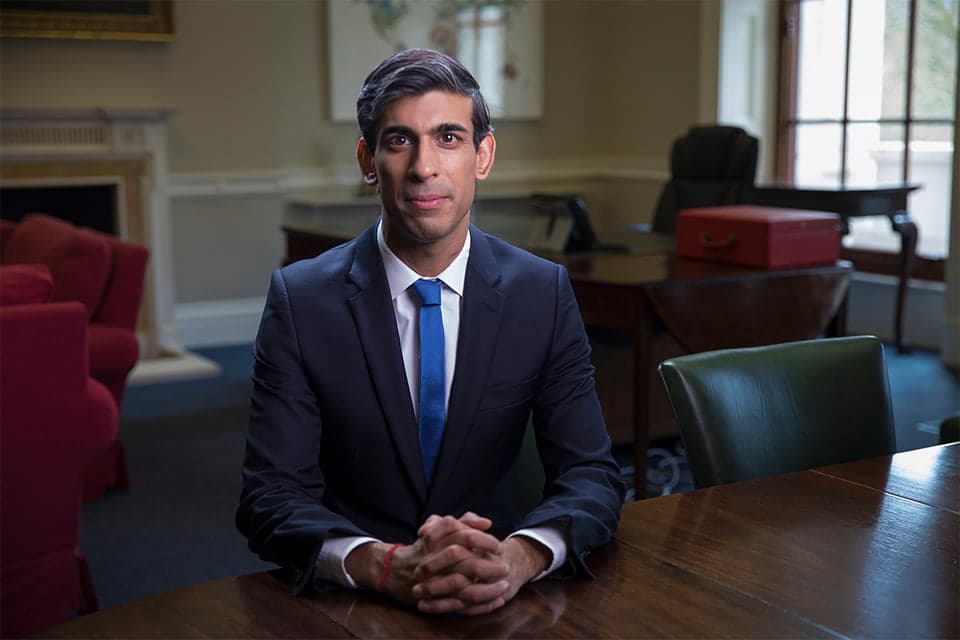 Rishi Sunak nowym premierem Wielkiej Brytanii. Korespondencja Izy Smolarek i Alexa Sławińskiego