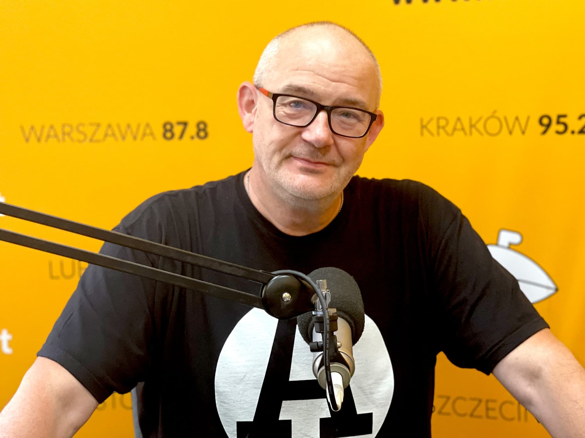 „Bunt stadionów 2”? Donald Tusk kolejny raz zjednoczył kibiców – trybuny i ulice nie chcą tej władzy
