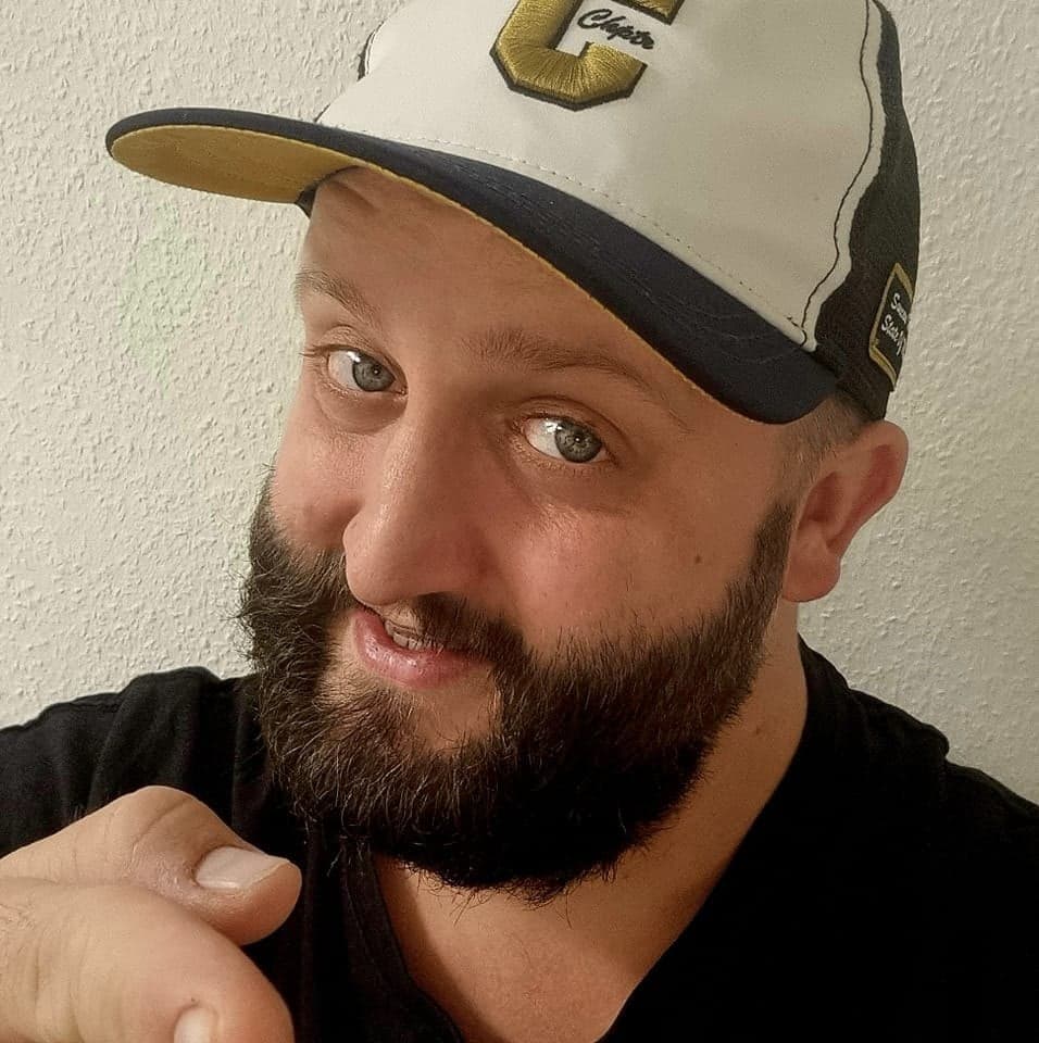 Robert Warda „Papen”: staram się z humorem promować gwarę śląską