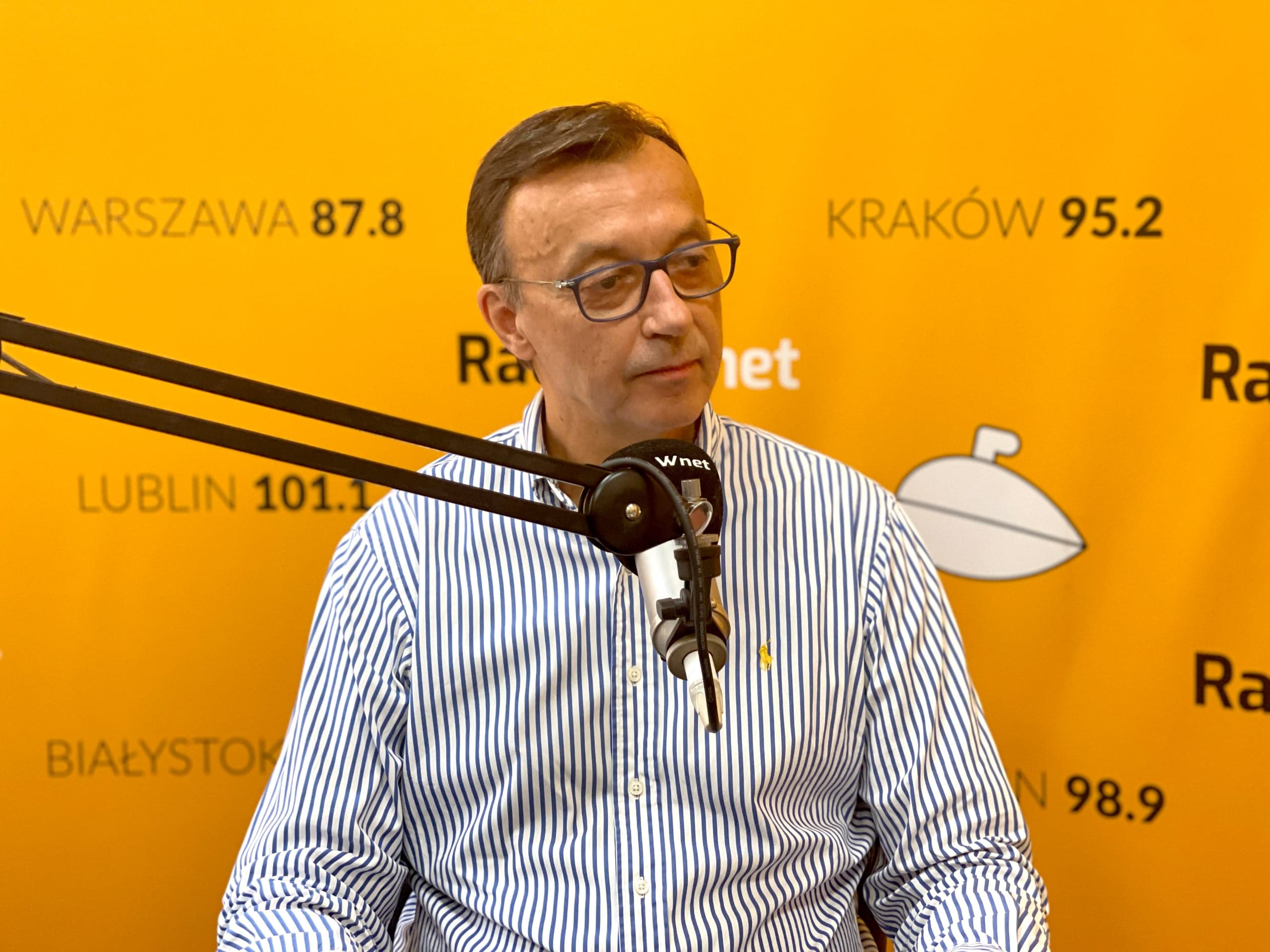 Kontrasty Indonezji: Od slumsów do pałaców – opowieść Sławomira Stoczyńskiego o paradoksach i interakcjach społecznych