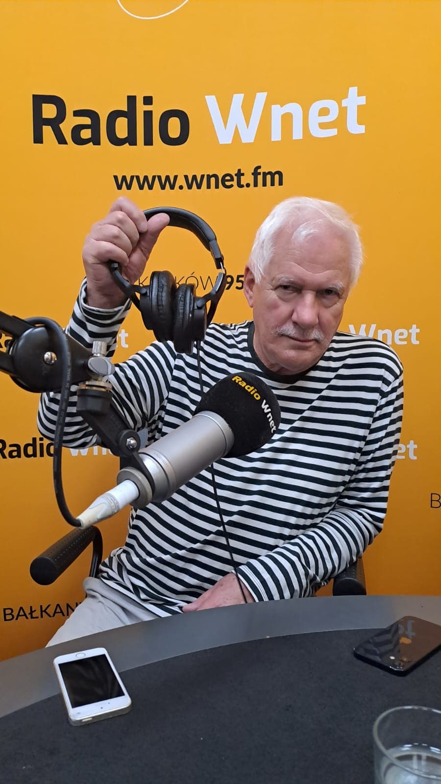 Prof. Lech Majewski: plakaty są zwierciadłem nas wszystkich i tego, co nas otacza