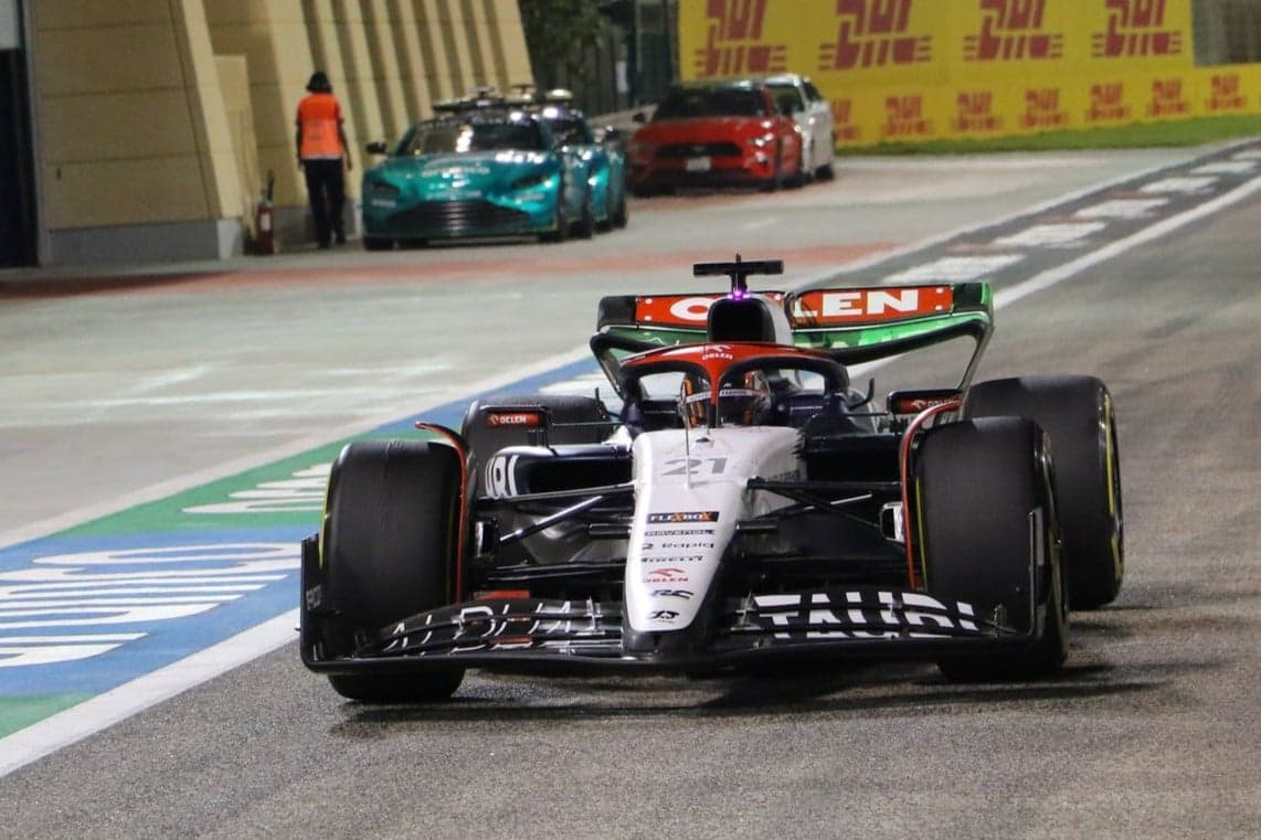 Lawson, Iwasa czy Ricciardo – kto może zastąpić de Vriesa w Formule 1? Komentuje Paweł Baran