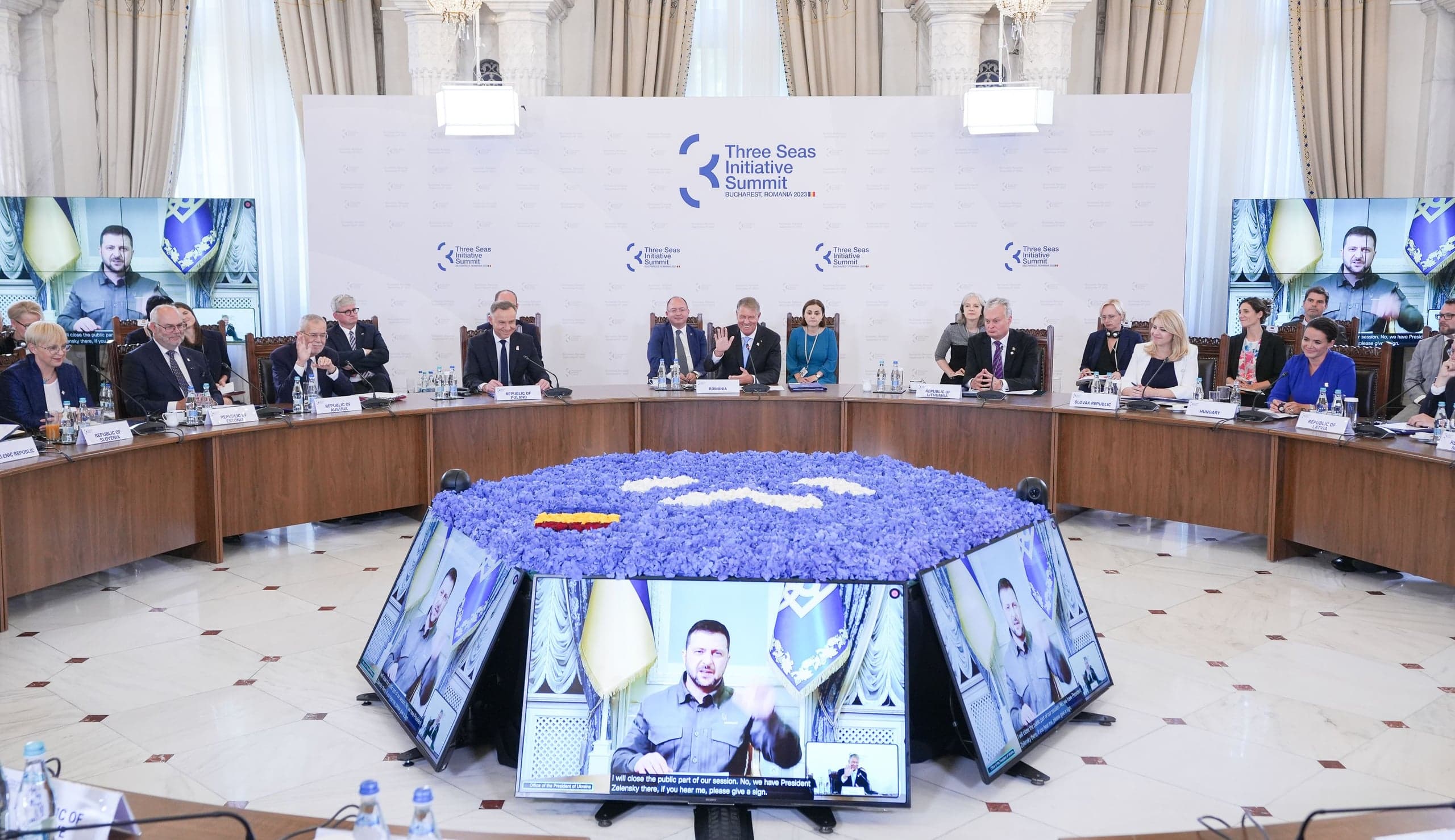 W. Zełenski zaapelował do władz Polski, Rumunii, Bułgarii, Słowacji i Węgier o zniesienie embarga na produkty rolne