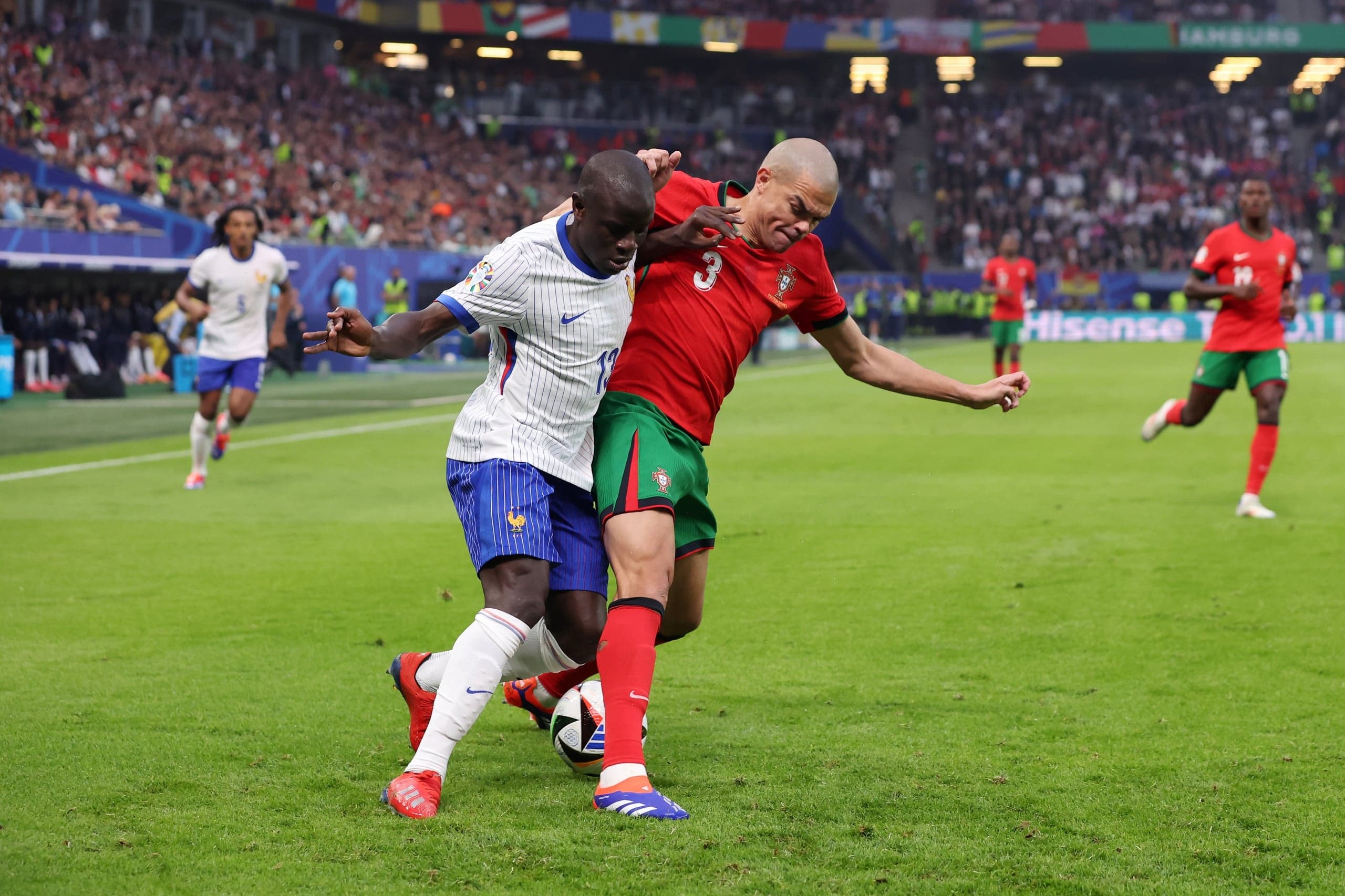 Francja w półfinale! Trójkolorowi po karnych pokonują Portugalię