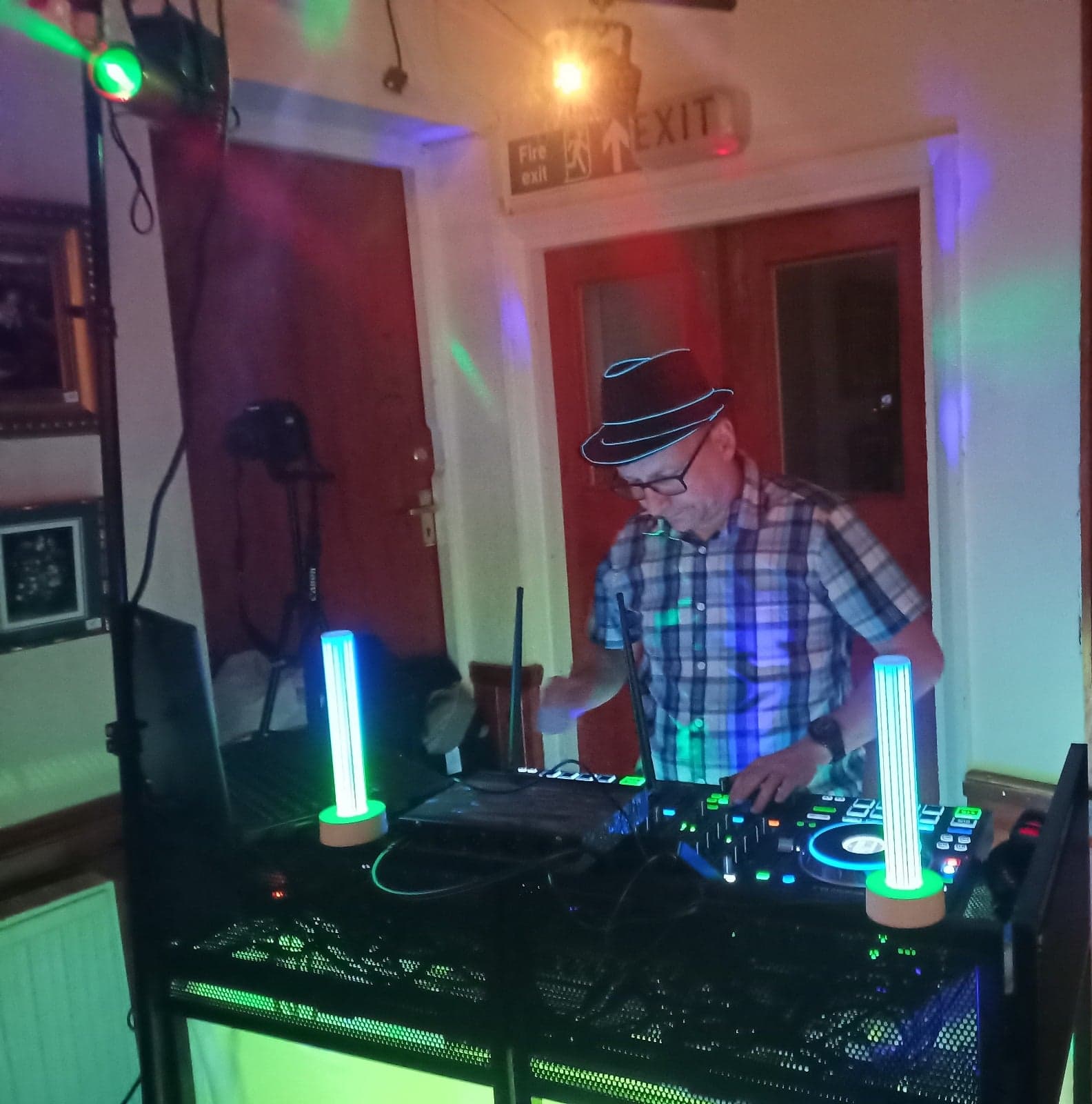 MiŚ – mikser DJ DamianR. i szum AI – 10.10.2024 r.