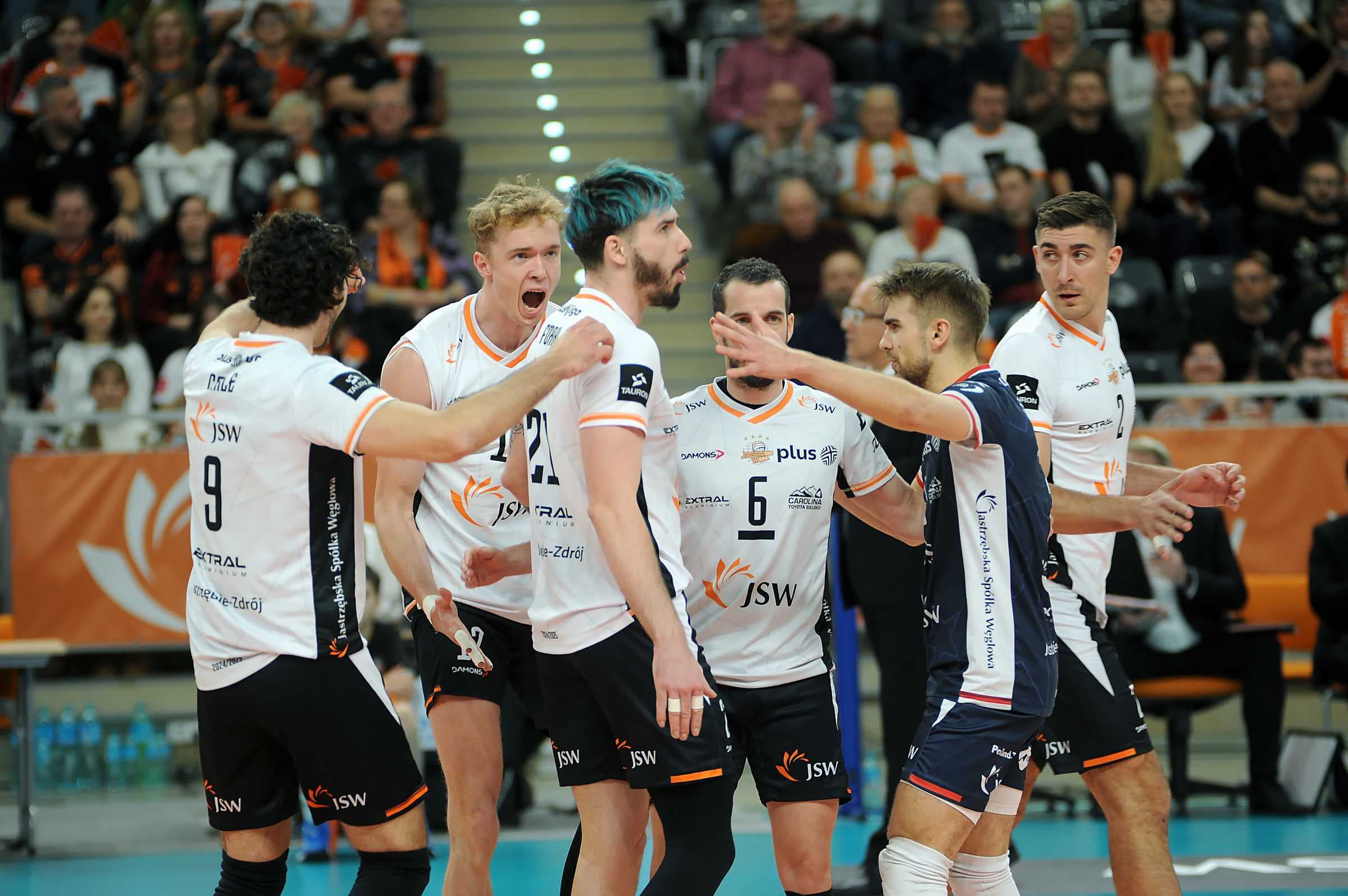 Dobry start europejskich pucharów w wykonaniu polskich klubów siatkarskich. Gościem Marcin Lepa