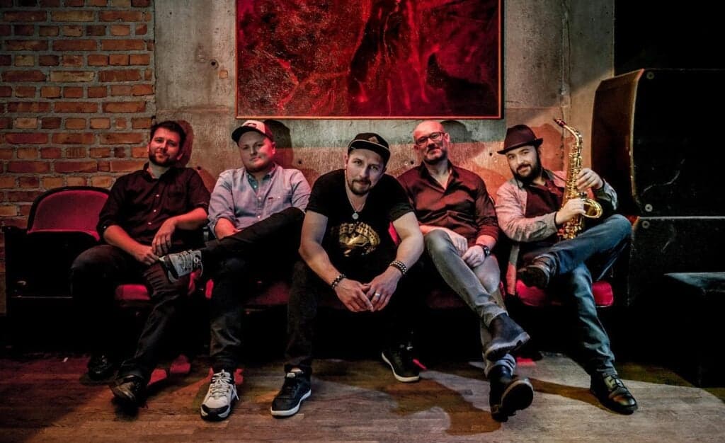 Quiet Sirens – magiczna opowieść z bezpowrotności. Album The Story of No Reverse płytą listopada Radia Wnet